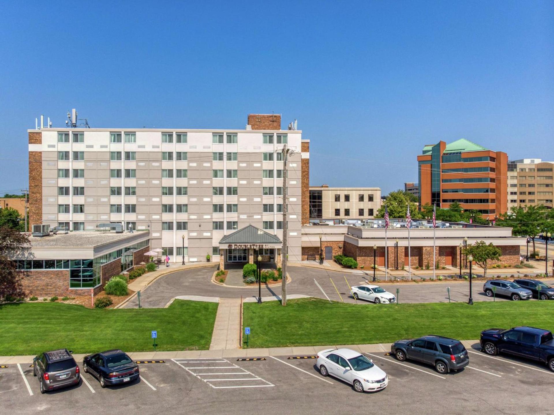 DoubleTree by Hilton Neenah photo 4