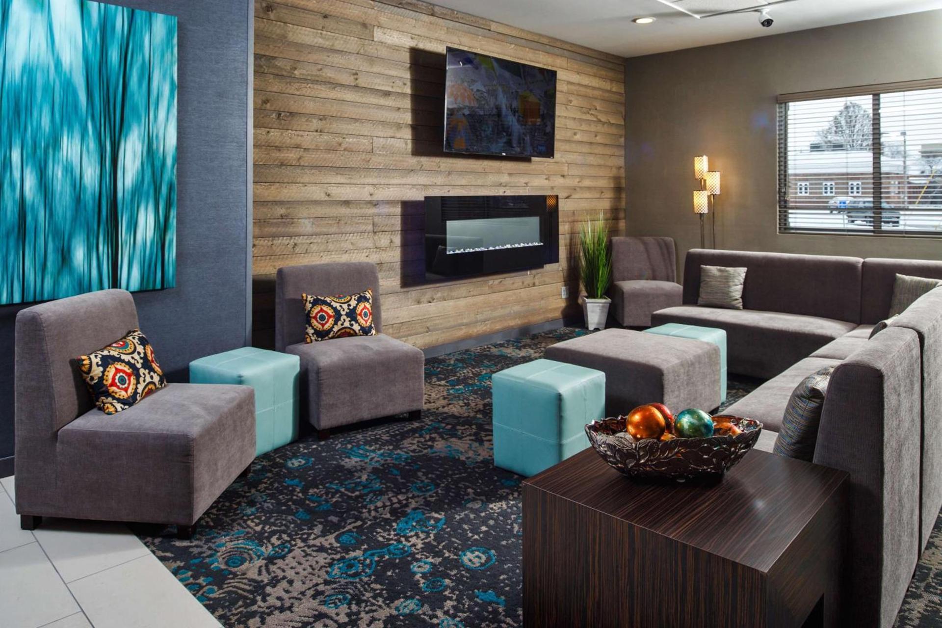 DoubleTree by Hilton Neenah photo 6