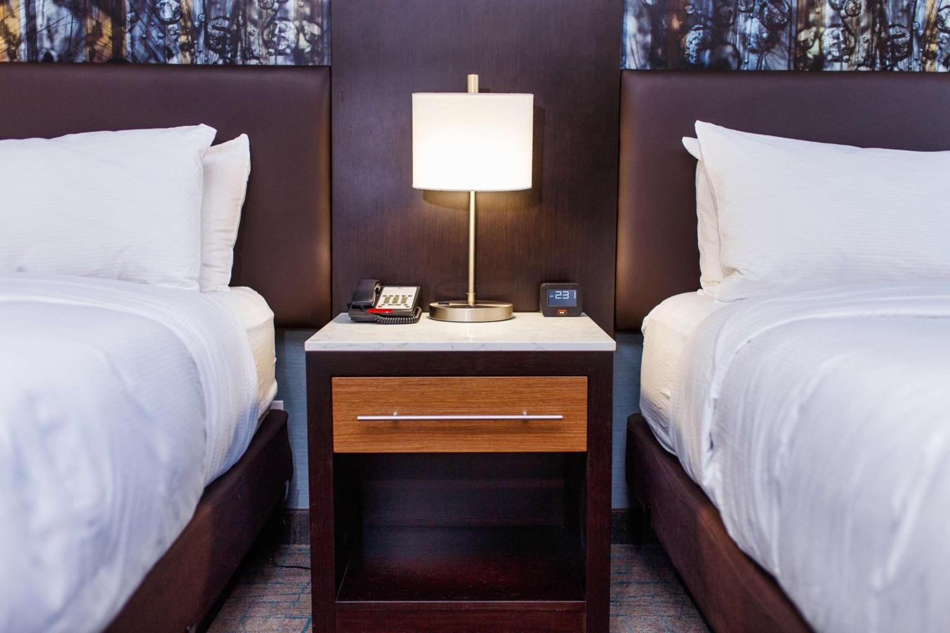 DoubleTree by Hilton Neenah photo 14