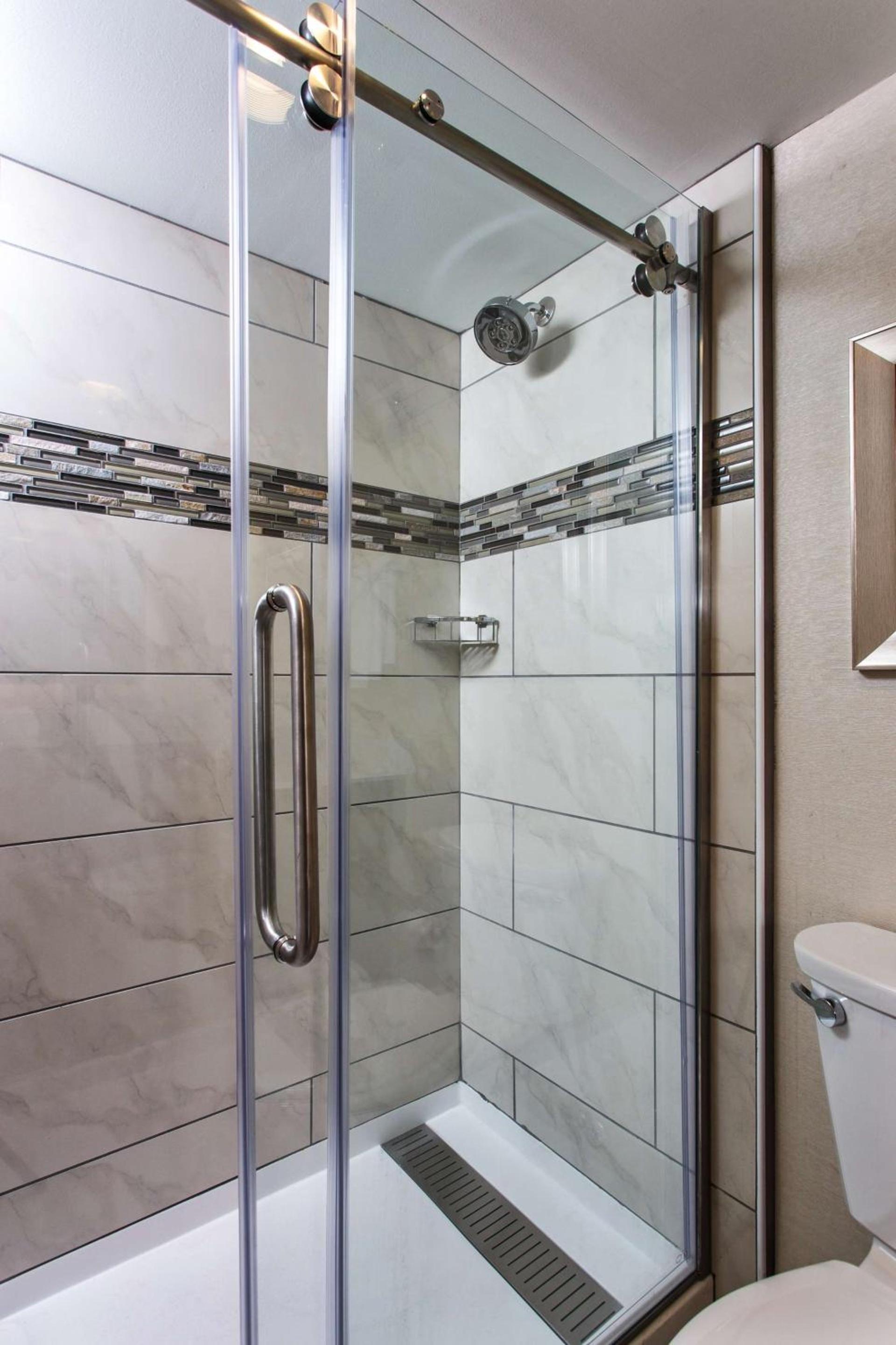 DoubleTree by Hilton Neenah photo 20