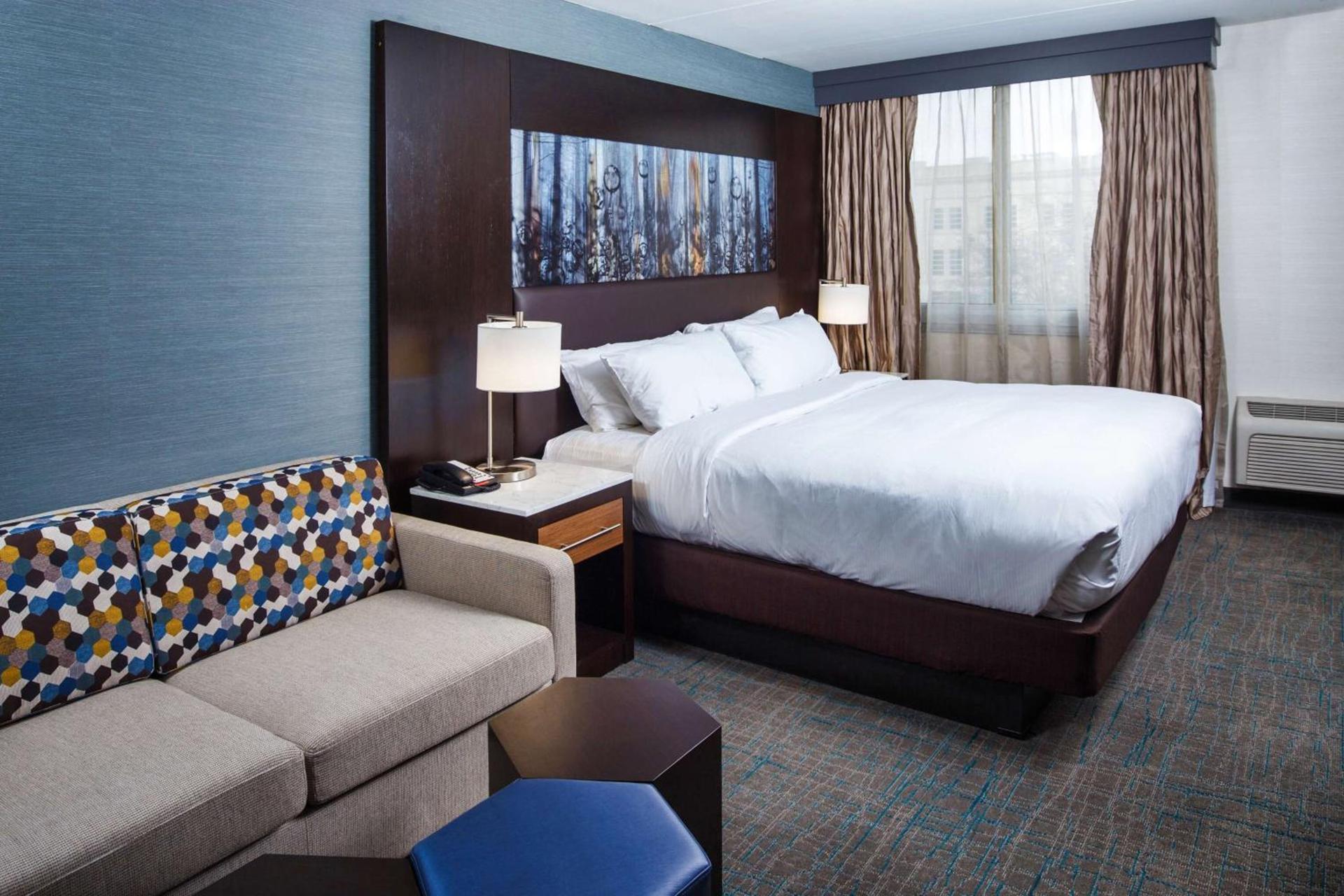 DoubleTree by Hilton Neenah photo 24