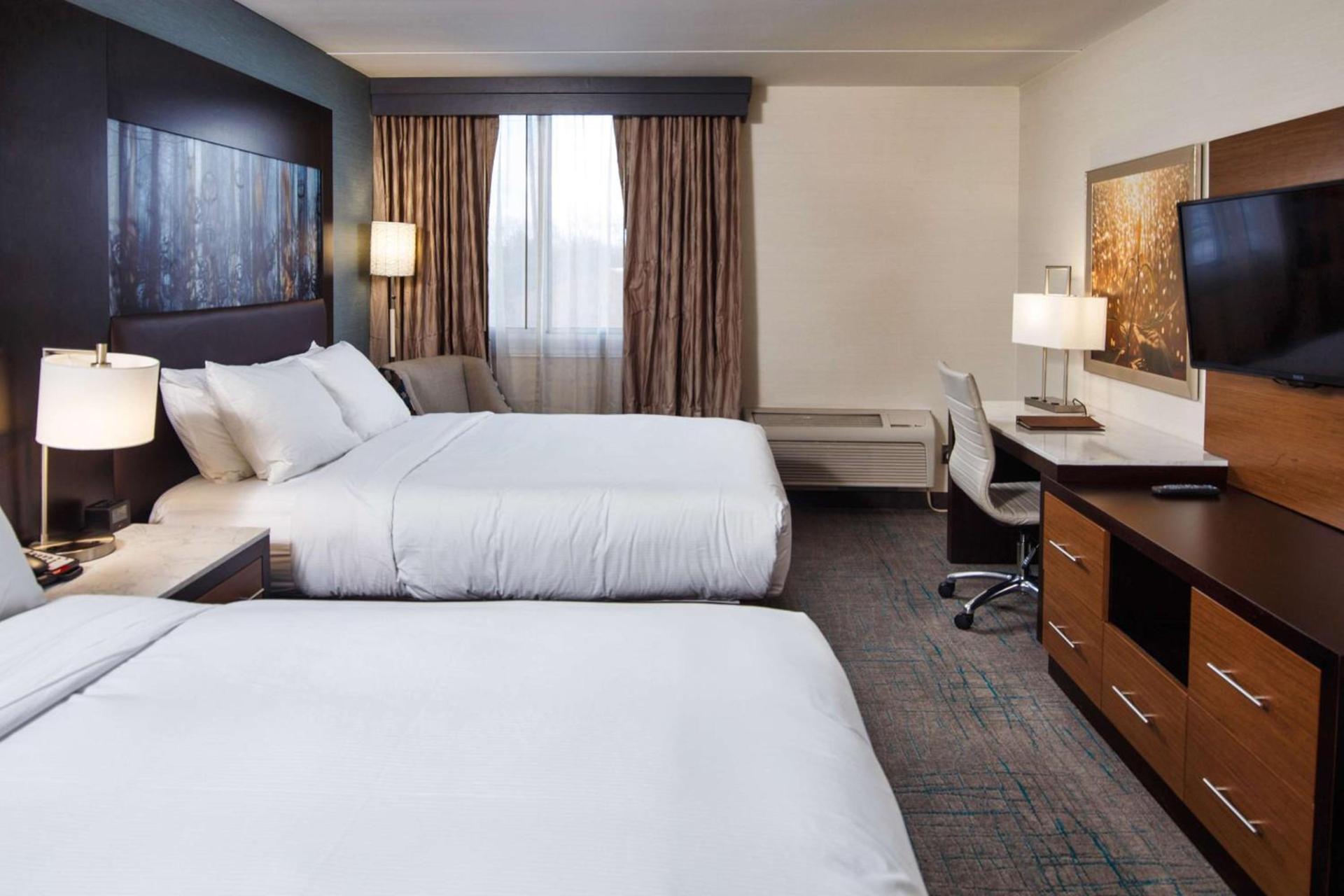 DoubleTree by Hilton Neenah photo 29