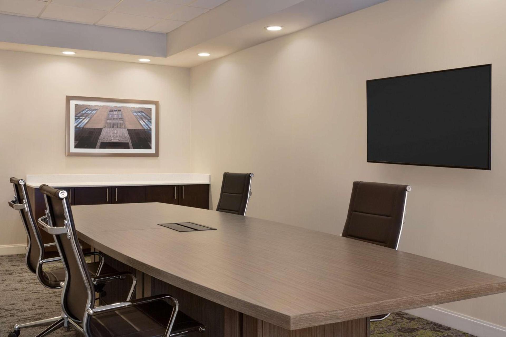 Hampton Inn & Suites Norman-Conference Center Area, Ok photo 36
