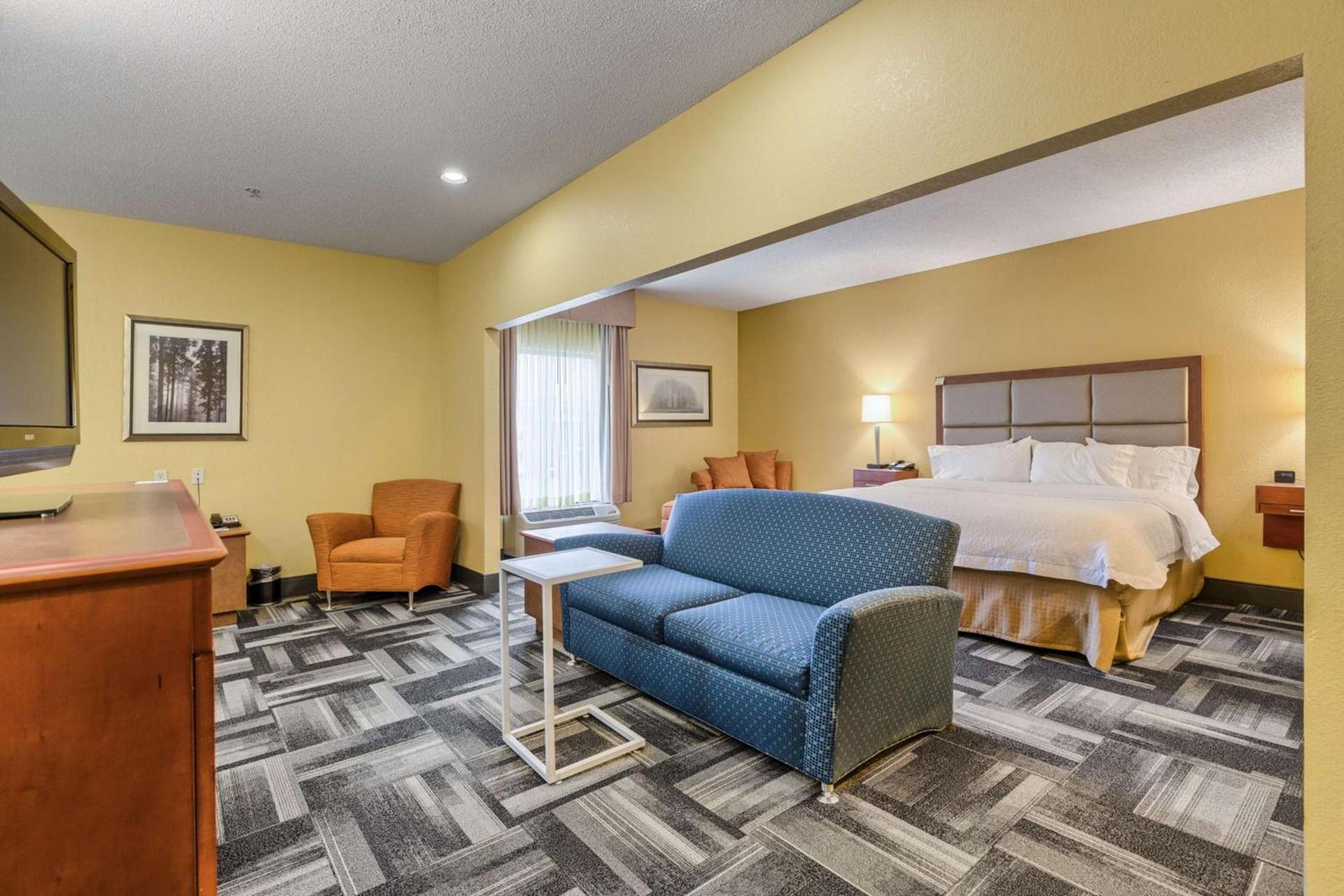 Hampton Inn Owensboro photo 21