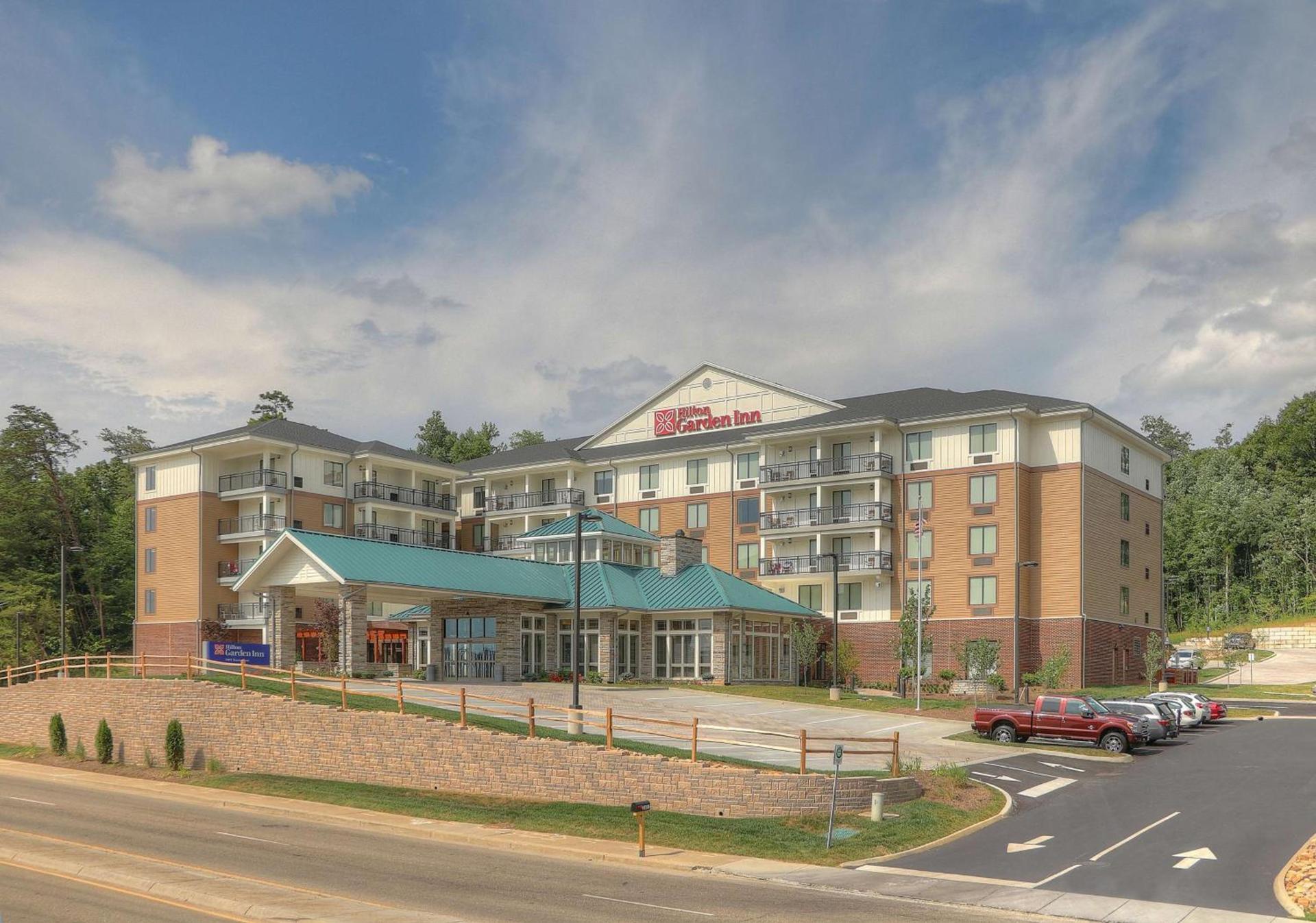 Hilton Garden Inn Pigeon Forge photo 6