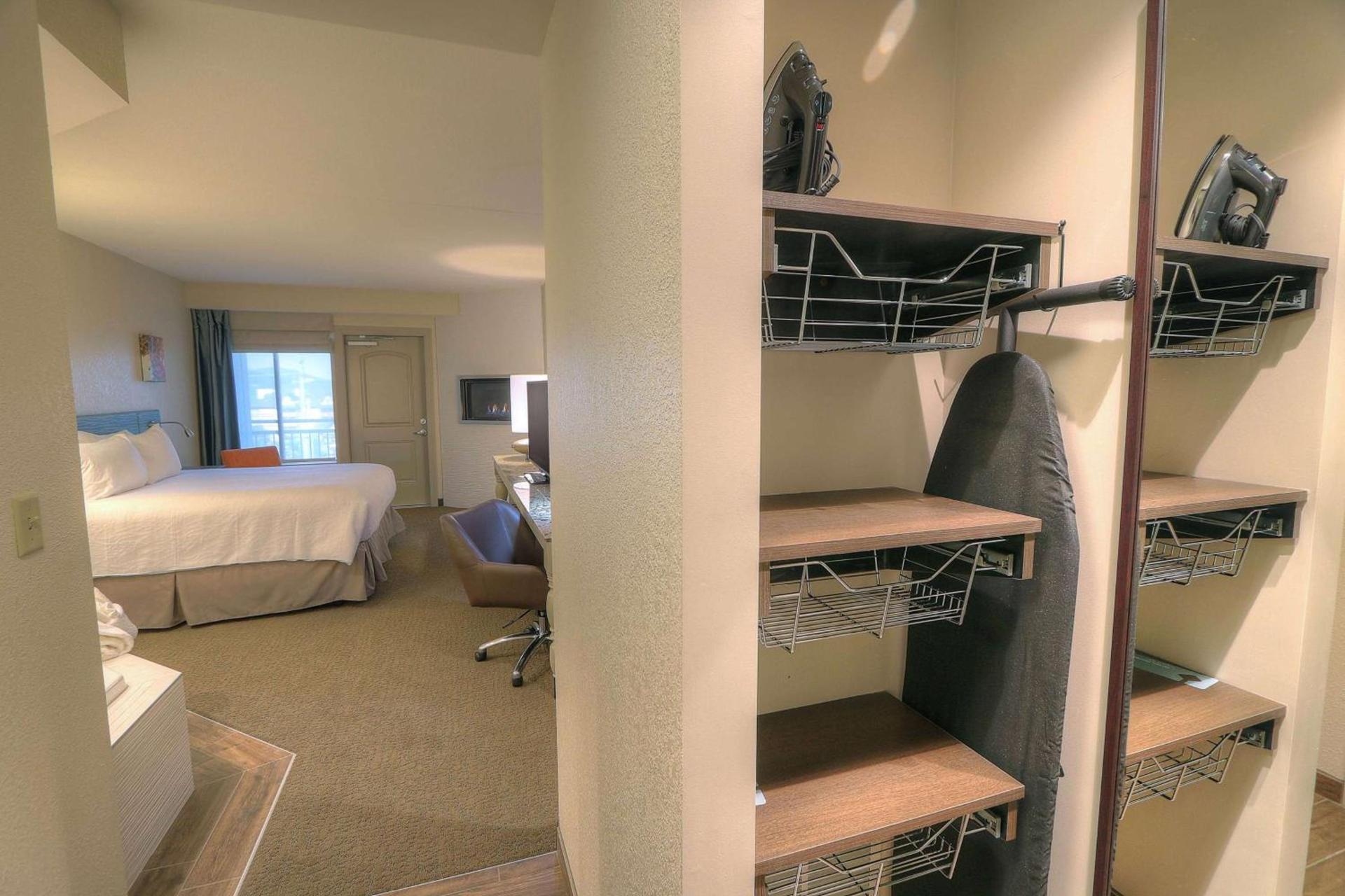 Hilton Garden Inn Pigeon Forge photo 40