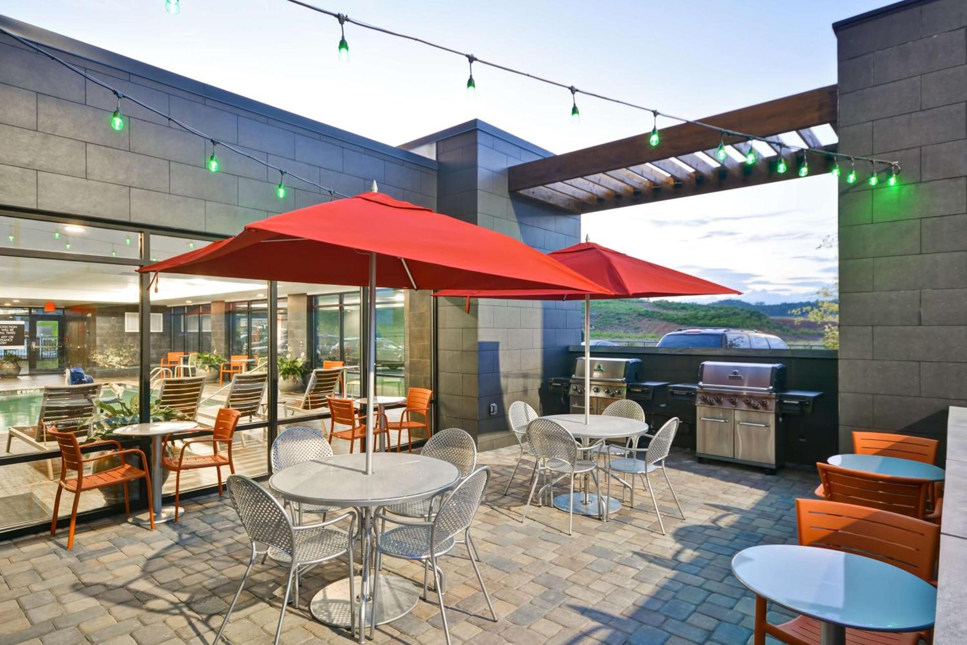 Home2 Suites By Hilton Pigeon Forge photo 15