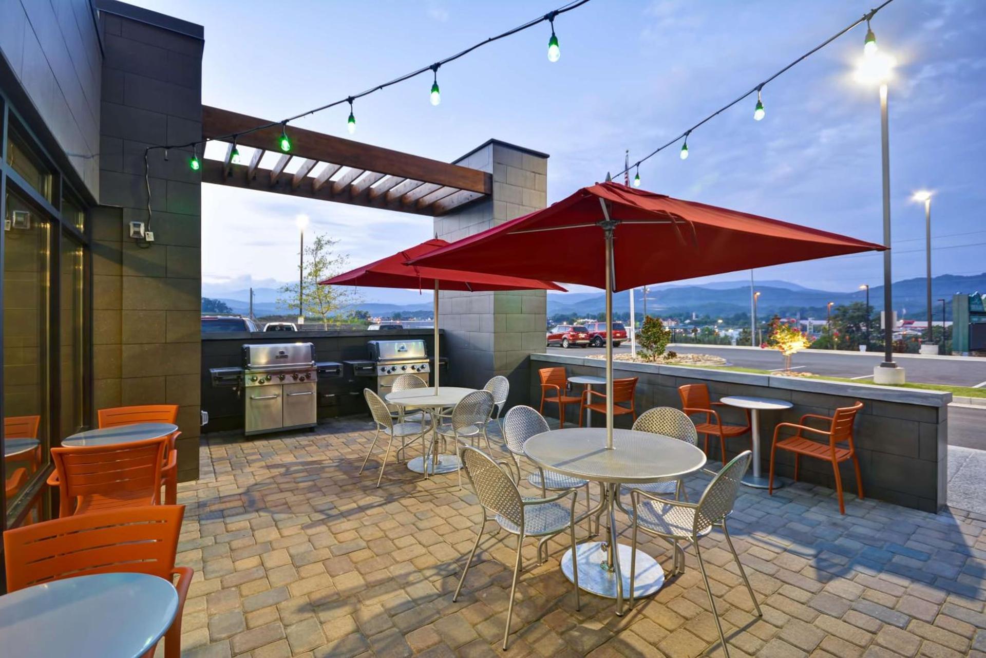 Home2 Suites By Hilton Pigeon Forge photo 18