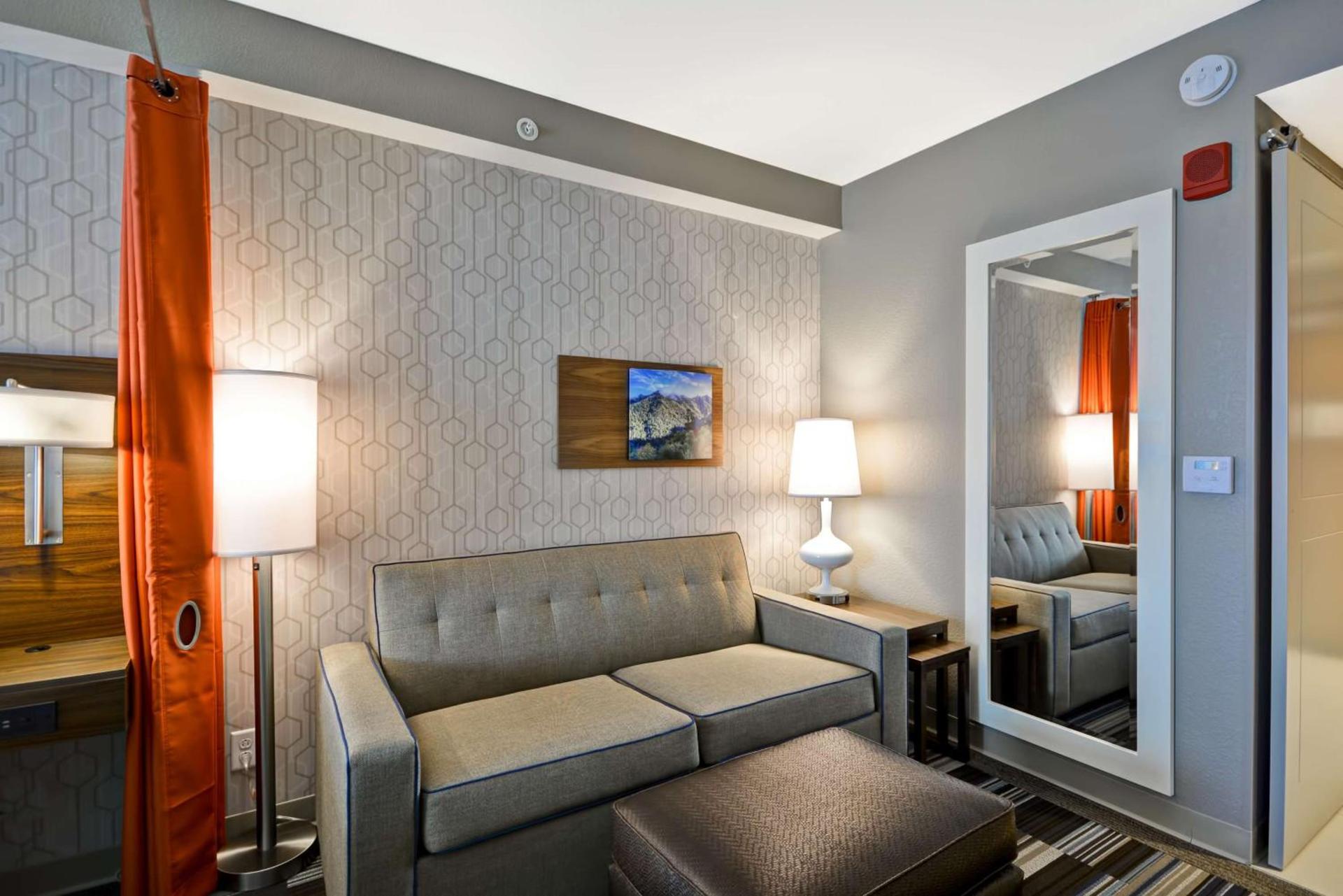 Home2 Suites By Hilton Pigeon Forge photo 26