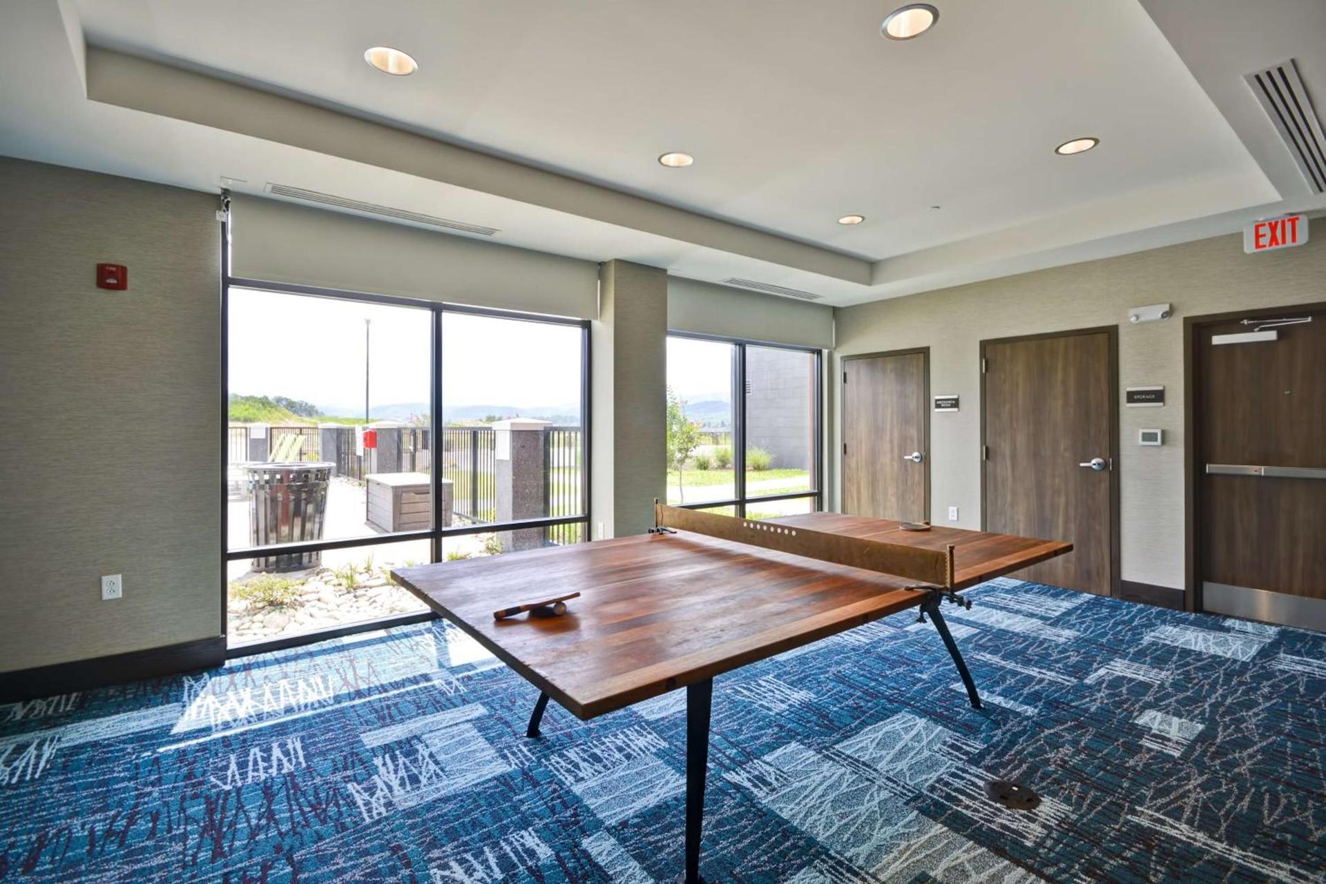 Home2 Suites By Hilton Pigeon Forge photo 32