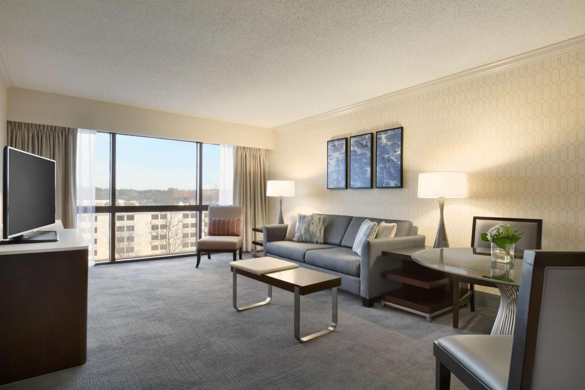 Hilton Greenville photo 19