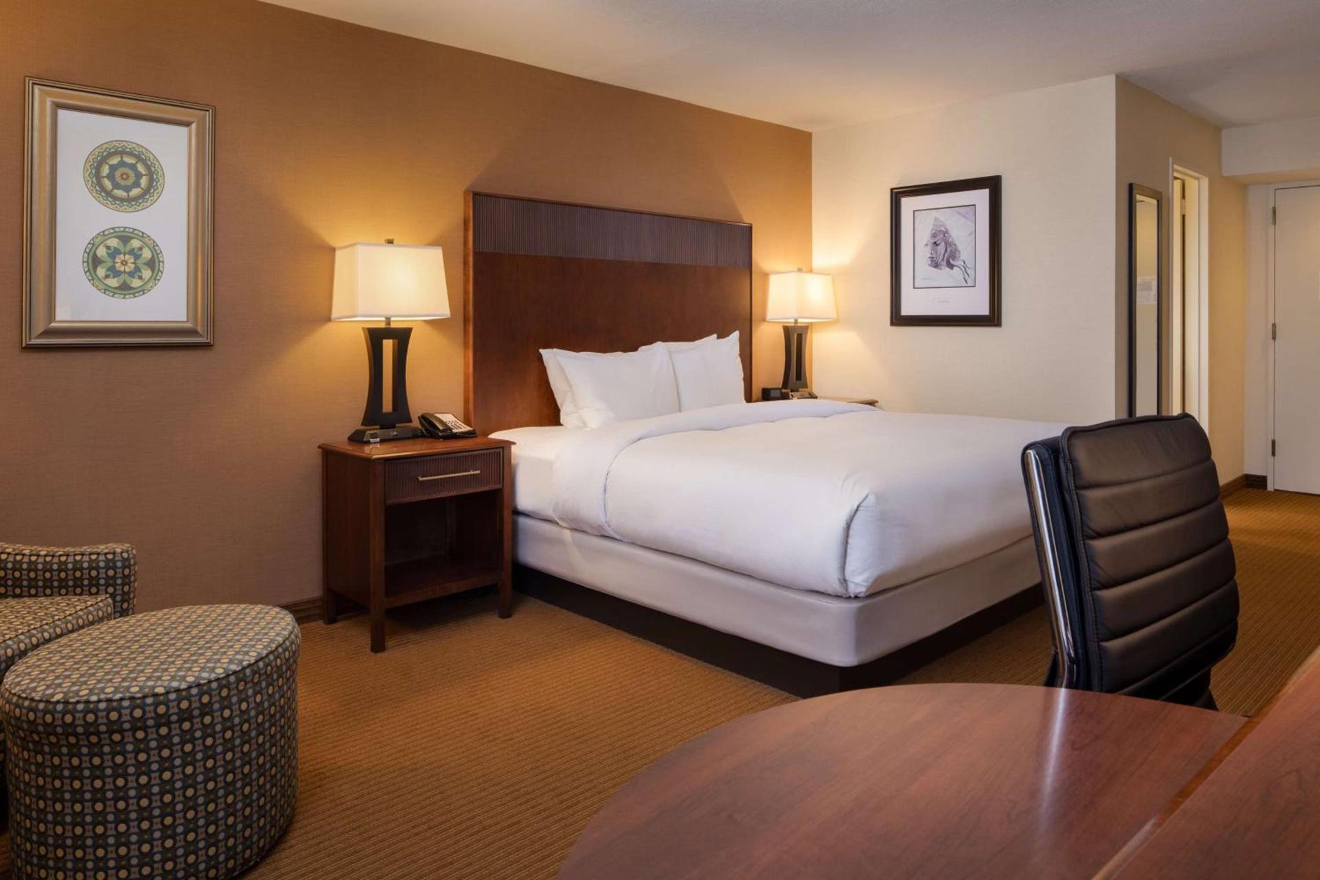 DoubleTree by Hilton Philadelphia Airport photo 16