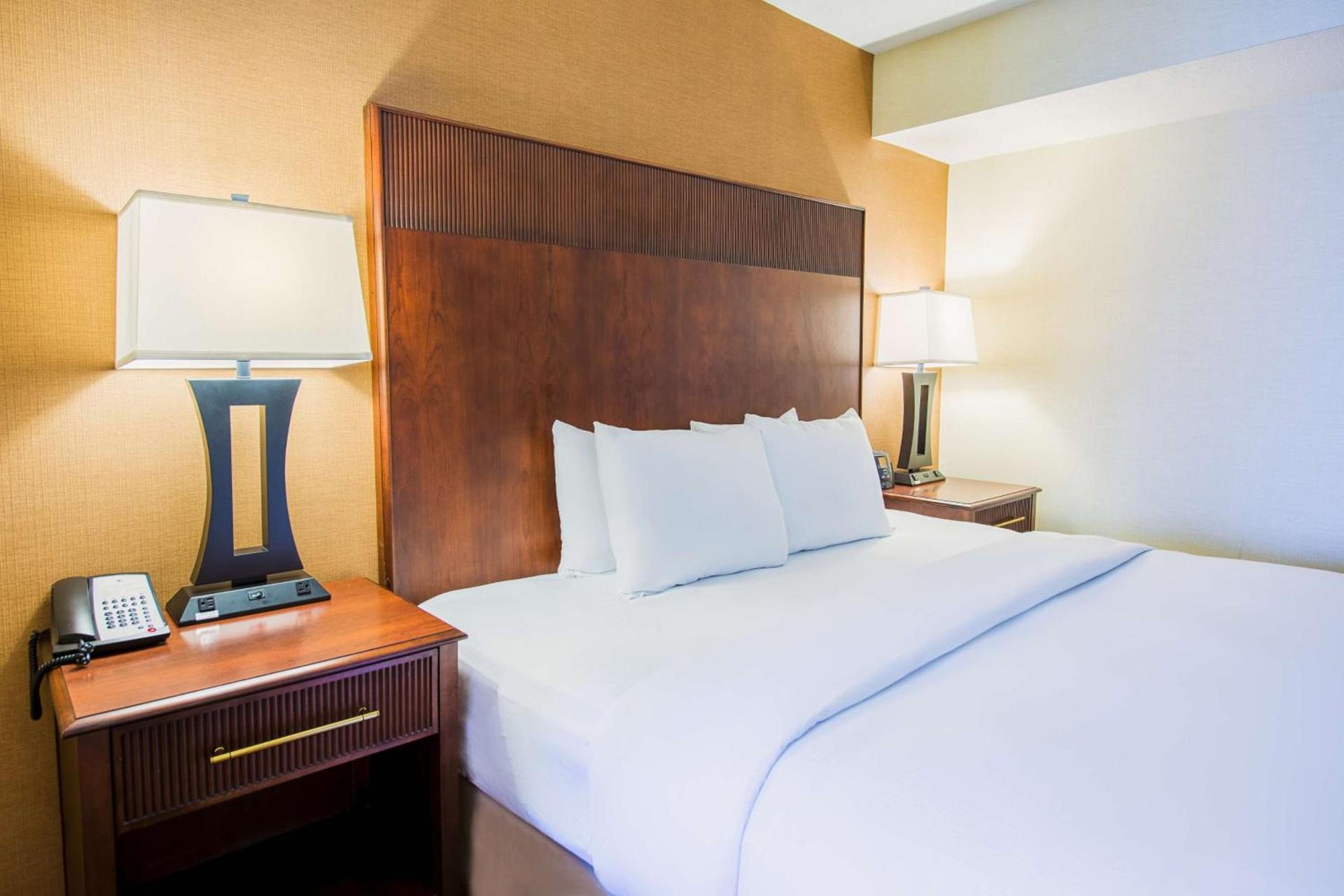 DoubleTree by Hilton Philadelphia Airport photo 24