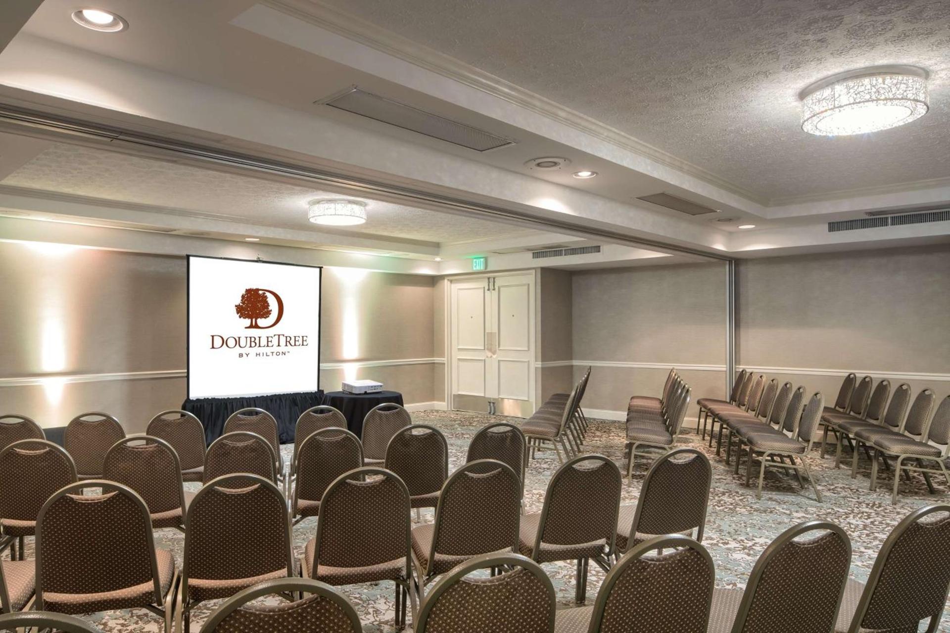 DoubleTree by Hilton Philadelphia Airport photo 31