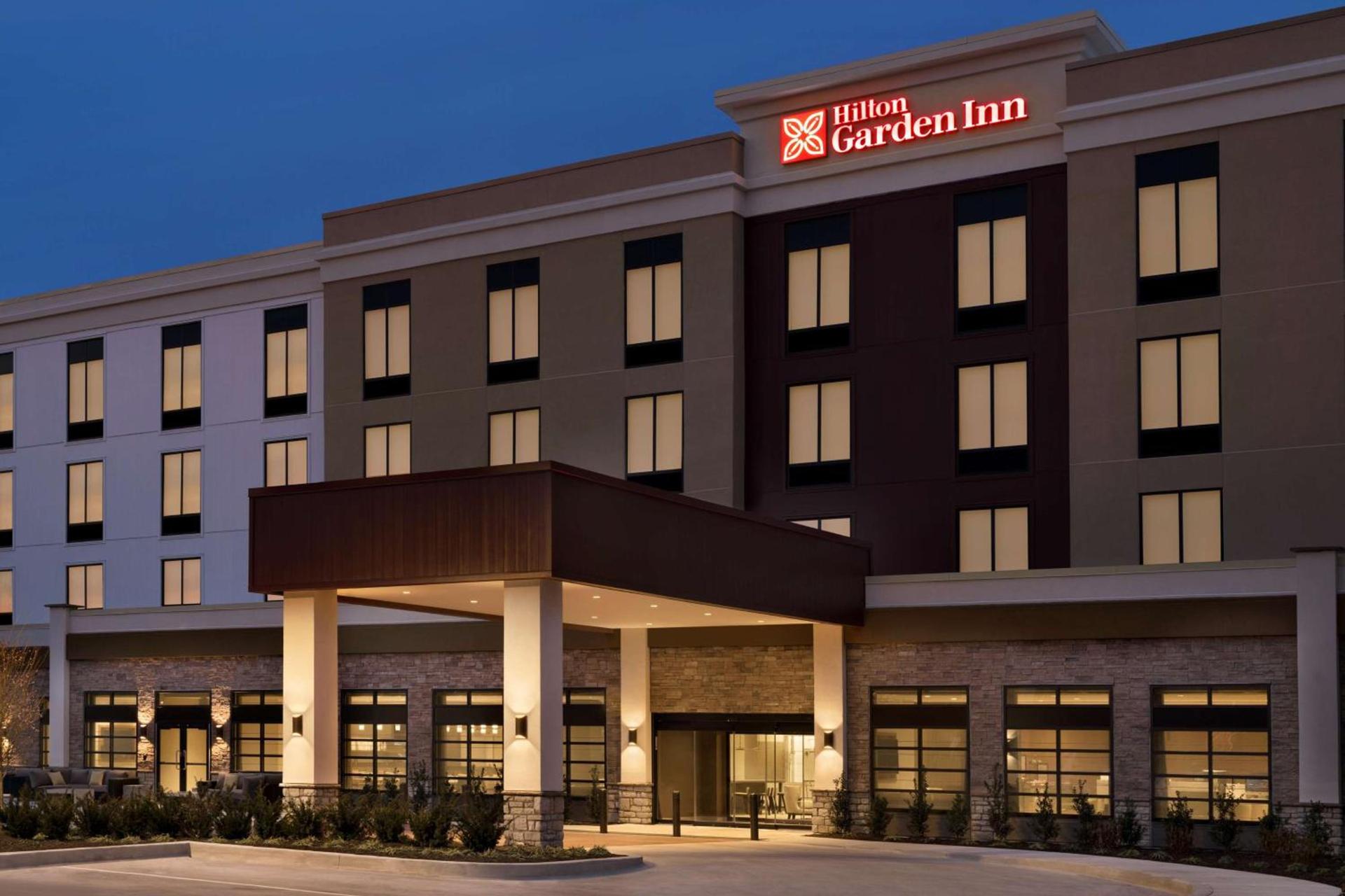 Hilton Garden Inn Newtown Square Radnor photo 2