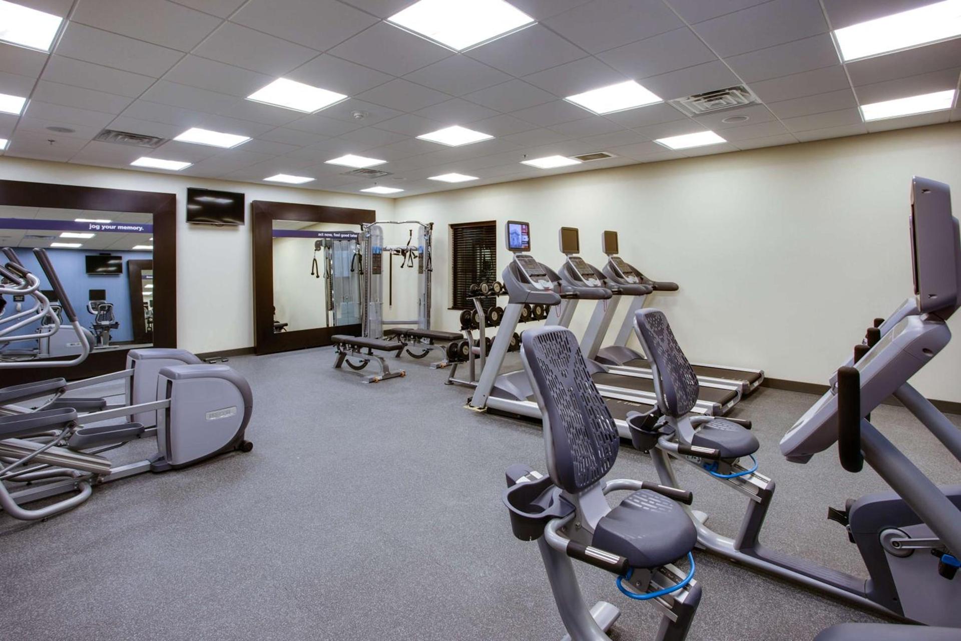 Hampton Inn & Suites Philadelphia/Bensalem photo 15