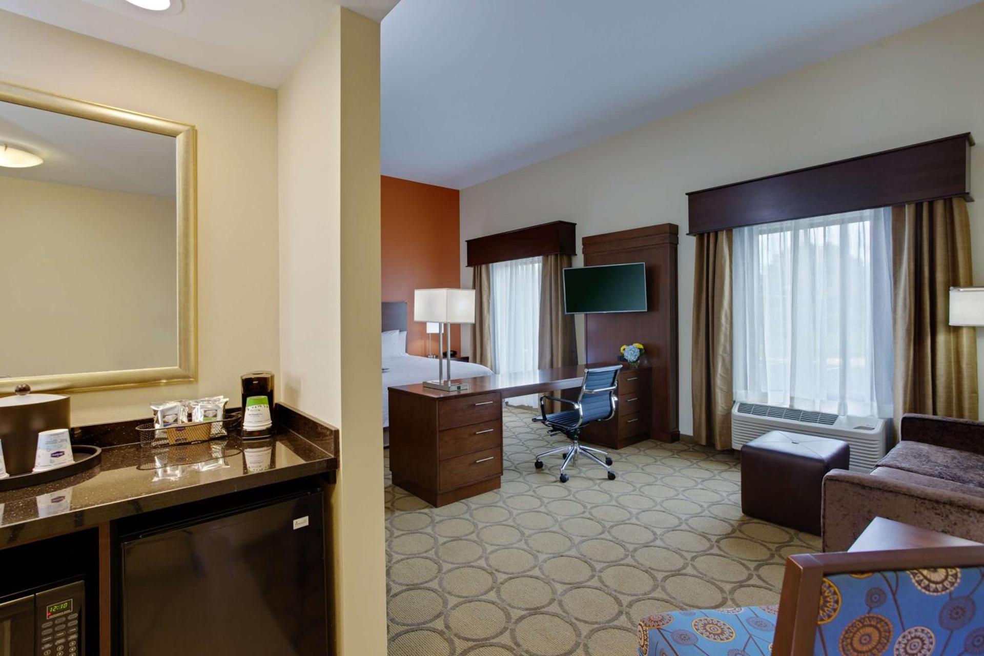 Hampton Inn & Suites Philadelphia/Bensalem photo 23