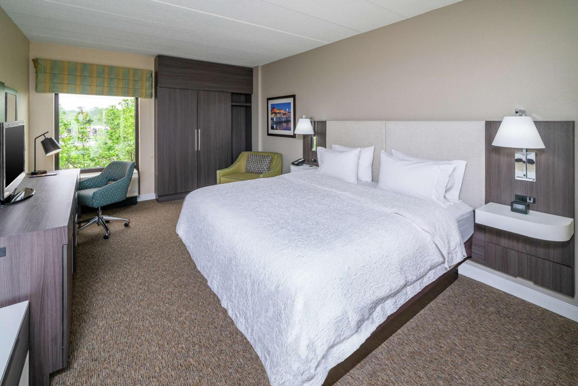 Hampton Inn & Suites Valley Forge/Oaks photo 16