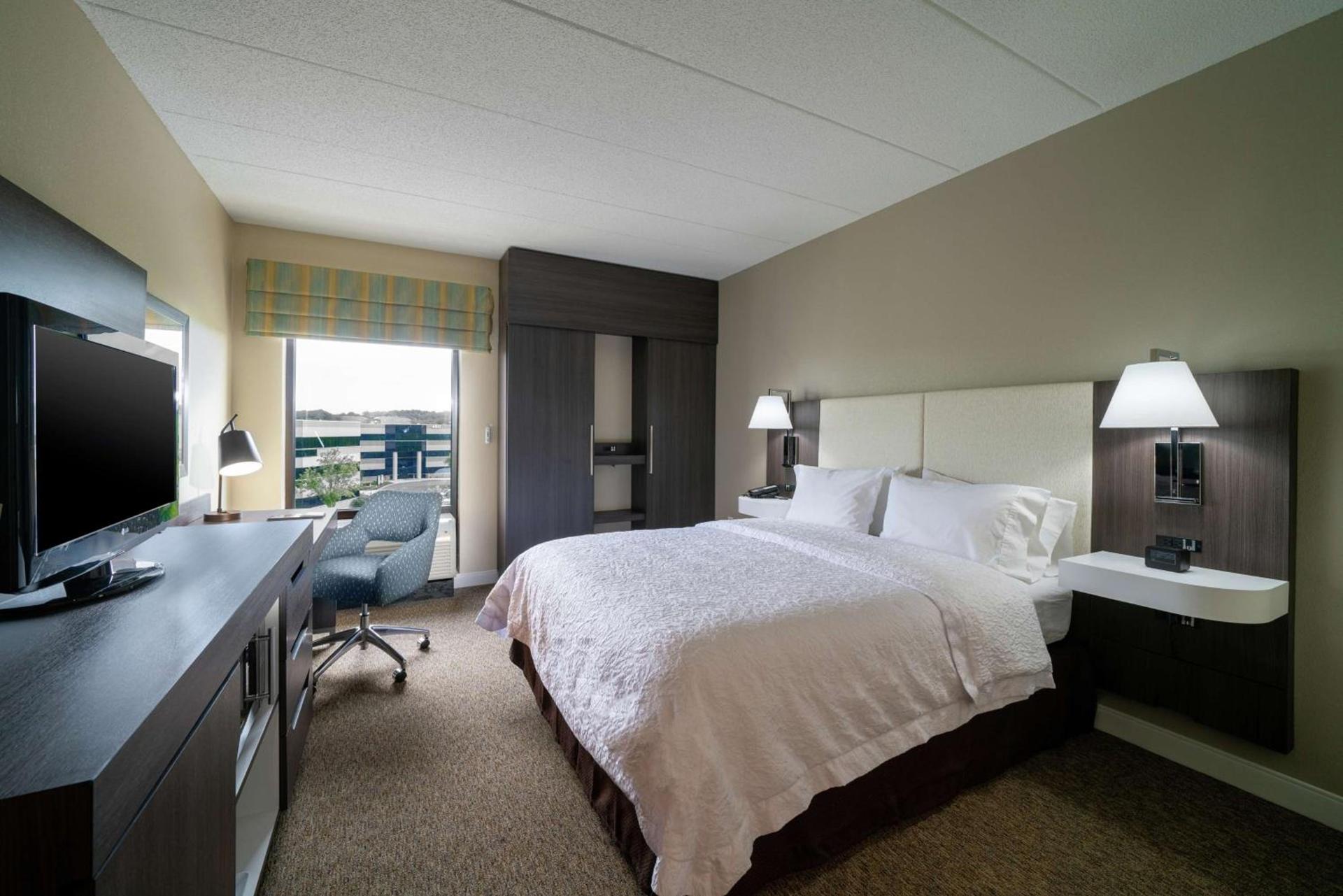 Hampton Inn & Suites Valley Forge/Oaks photo 17