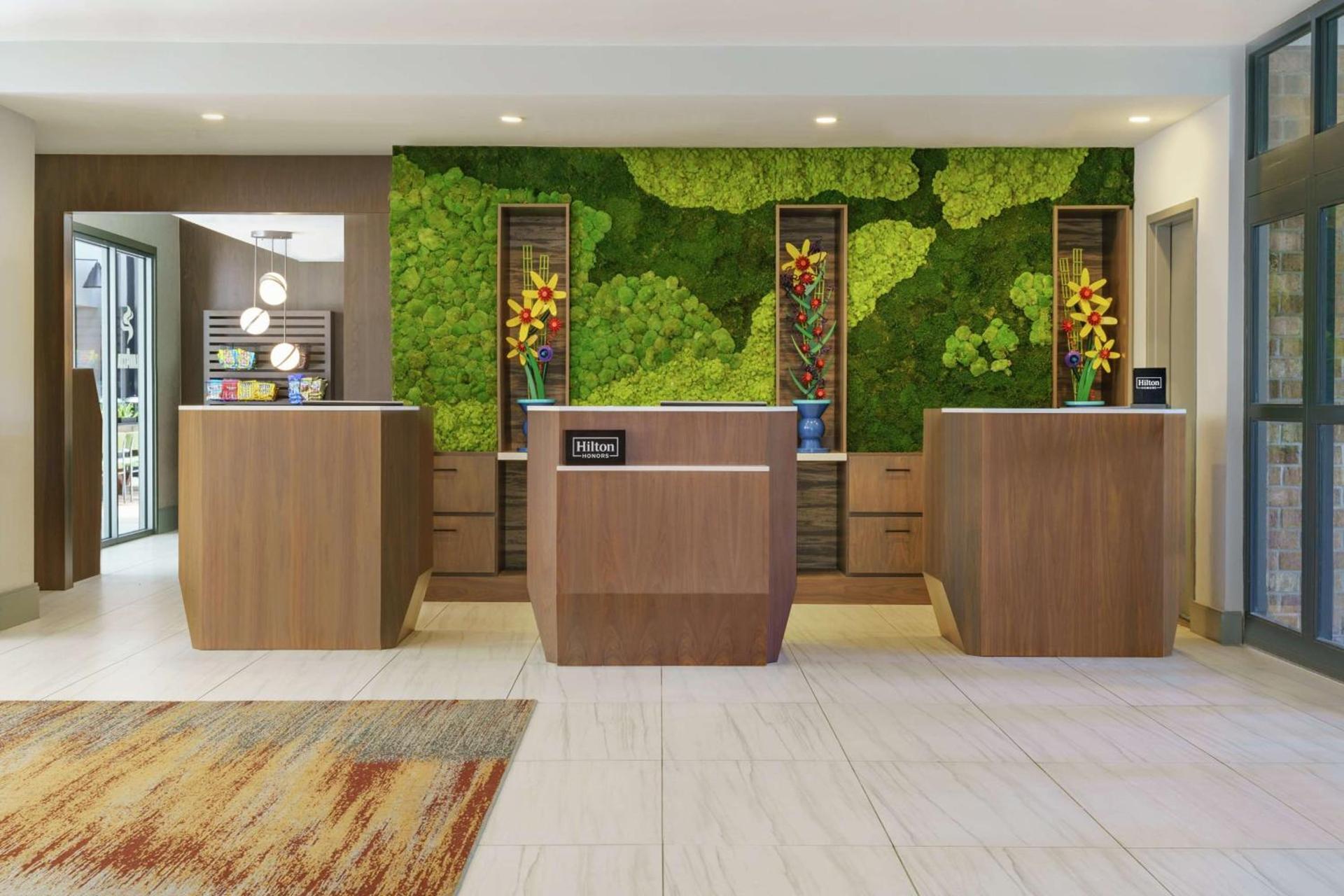 Embassy Suites by Hilton Philadelphia Valley Forge photo 7