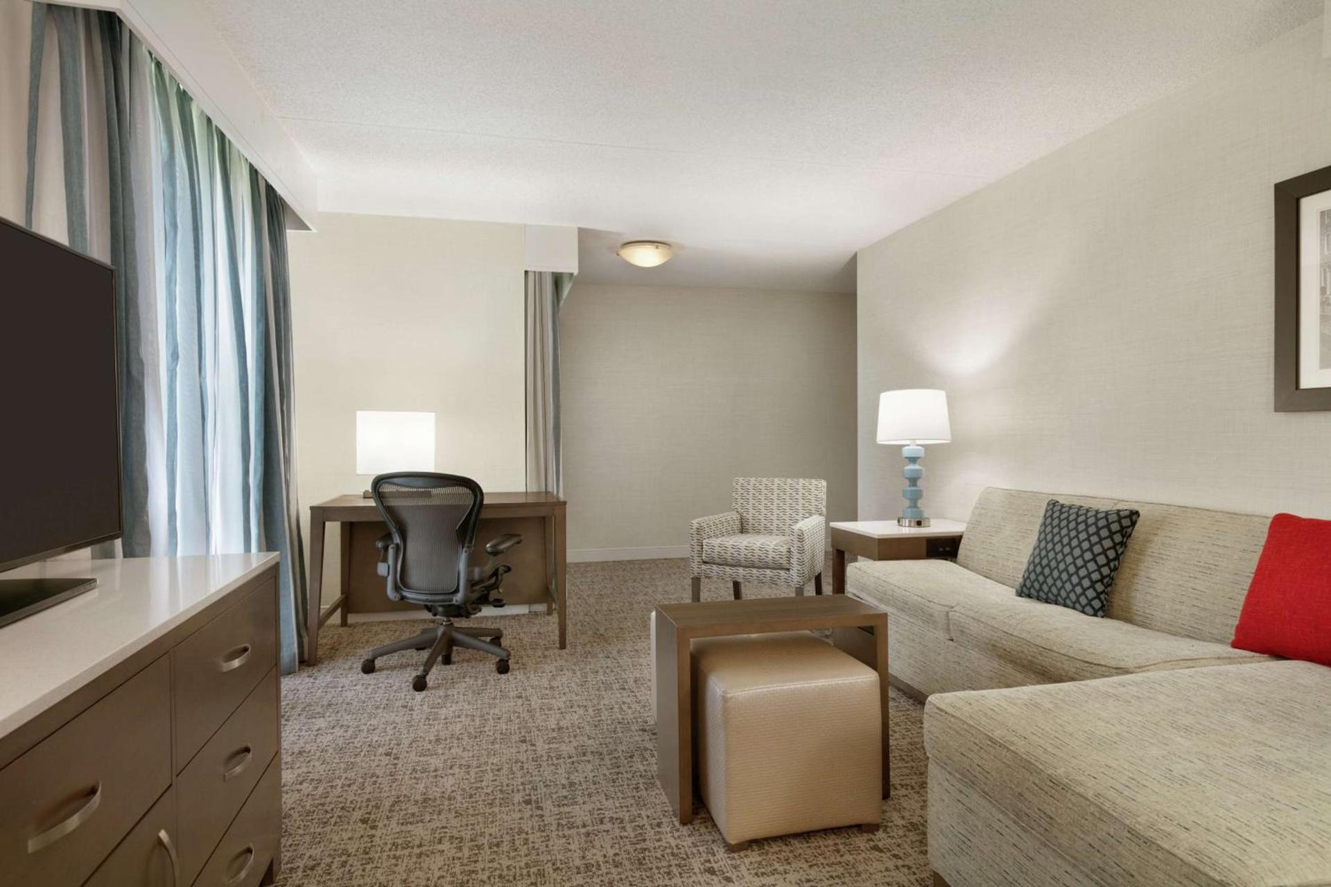 Embassy Suites by Hilton Philadelphia Valley Forge photo 27