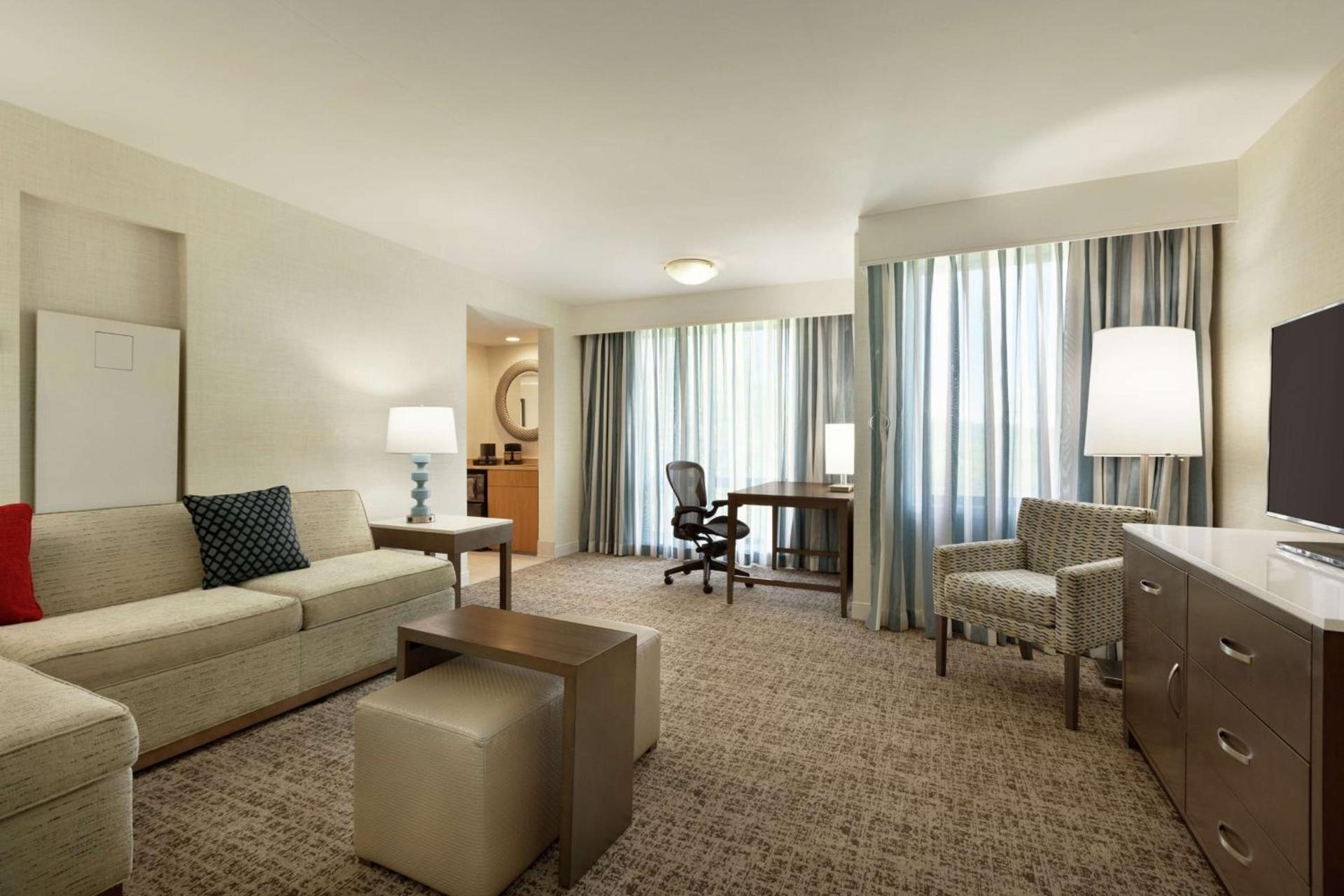Embassy Suites by Hilton Philadelphia Valley Forge photo 31