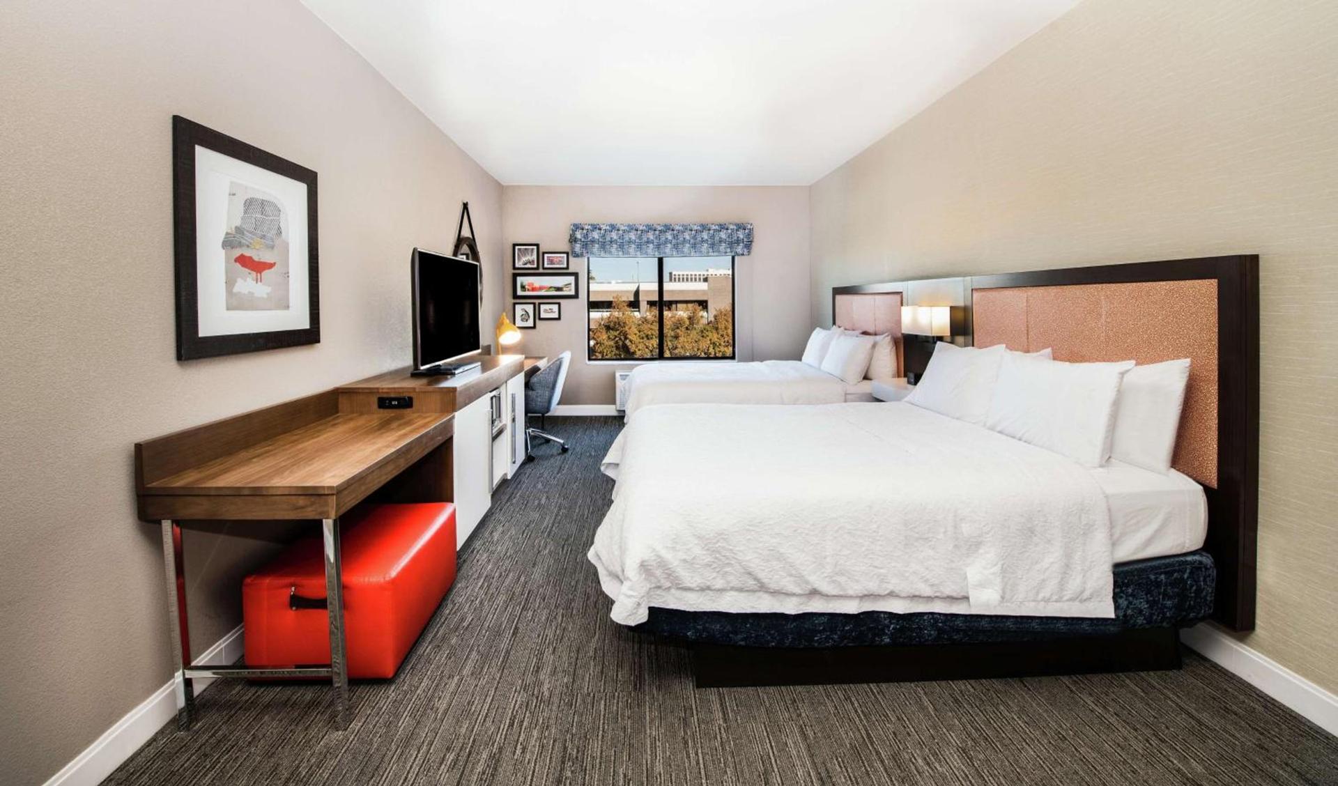 Hampton Inn Phoenix Airport North photo 34