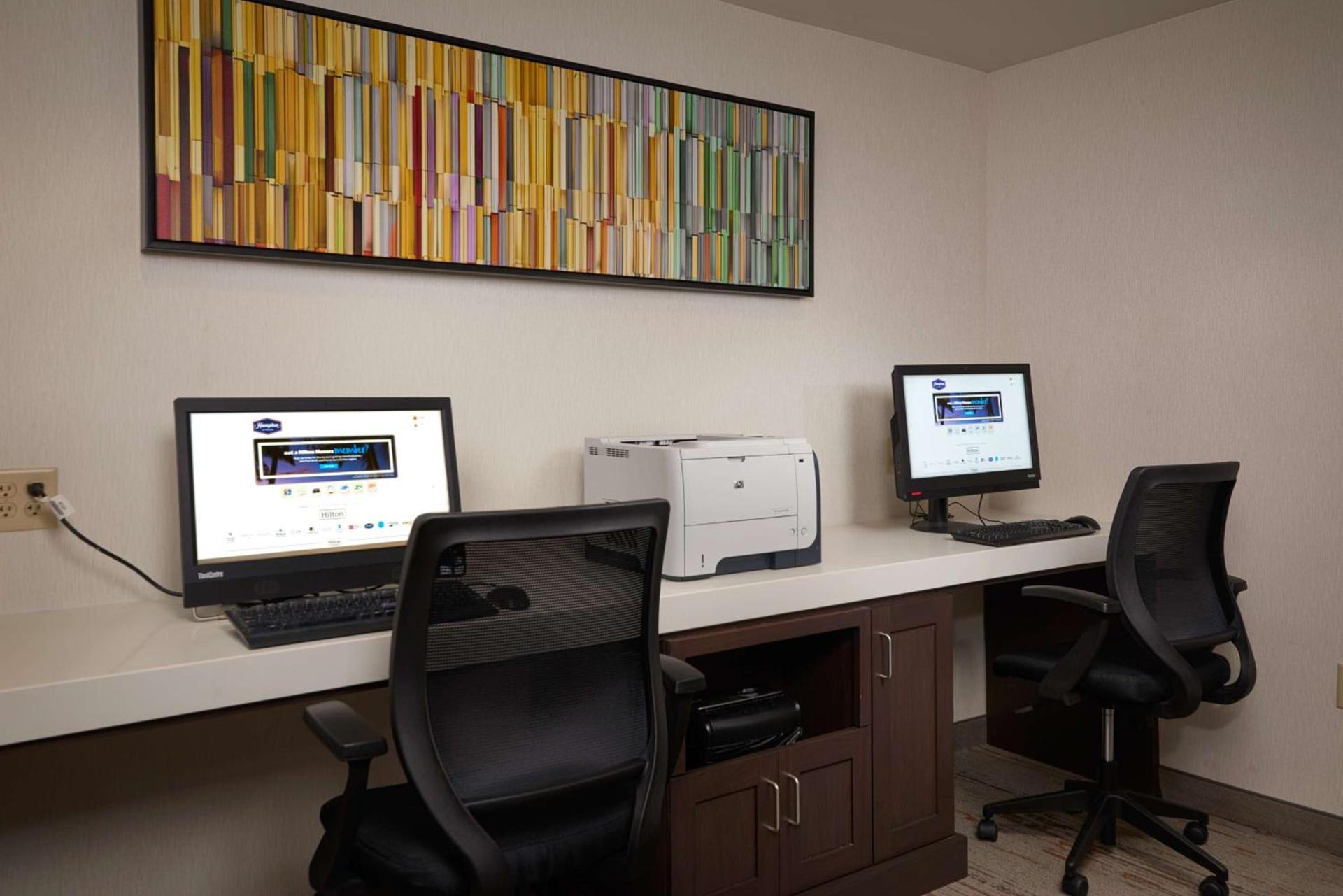 Hampton Inn Phoenix/Anthem photo 27