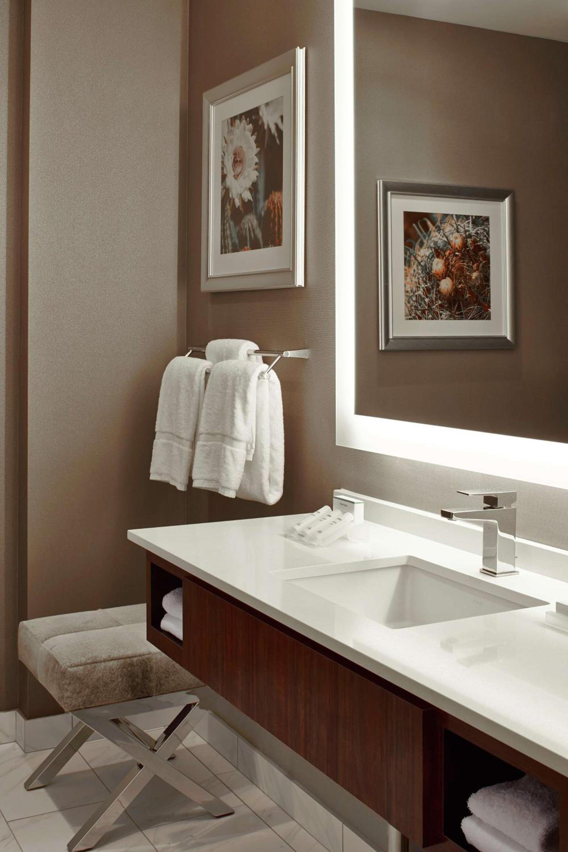 Hilton Garden Inn Phoenix Downtown photo 40