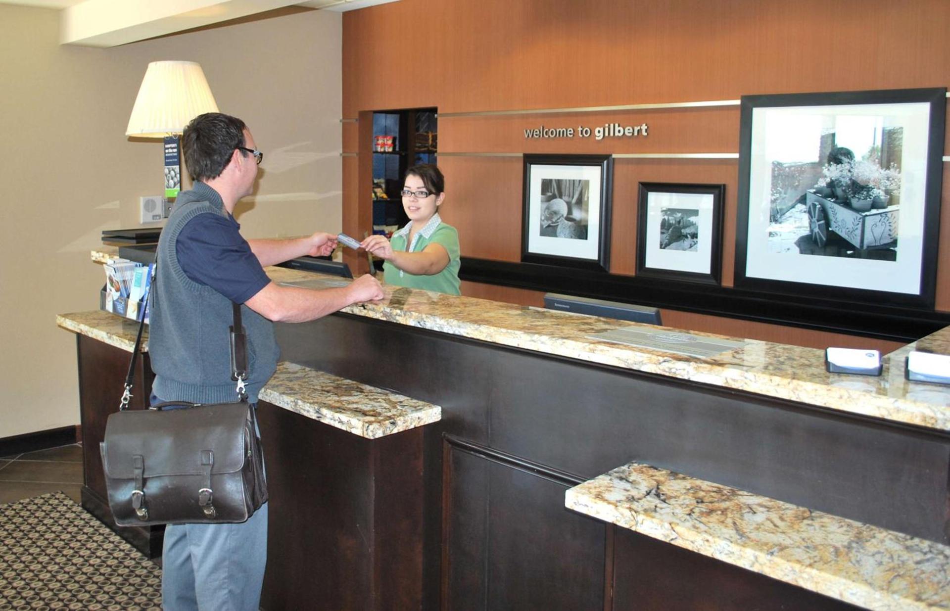 Hampton Inn & Suites Phoenix/Gilbert photo 5