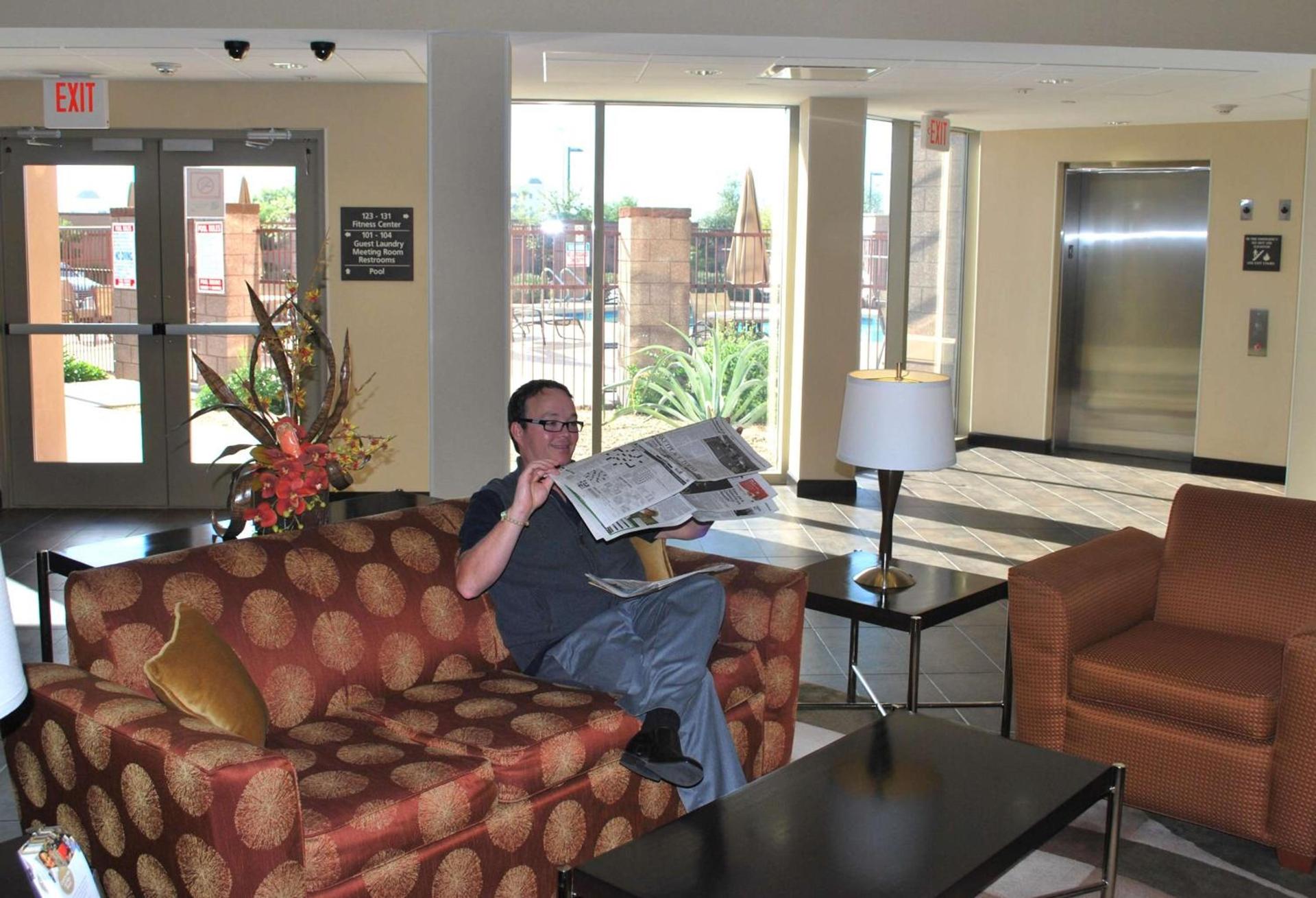 Hampton Inn & Suites Phoenix/Gilbert photo 7