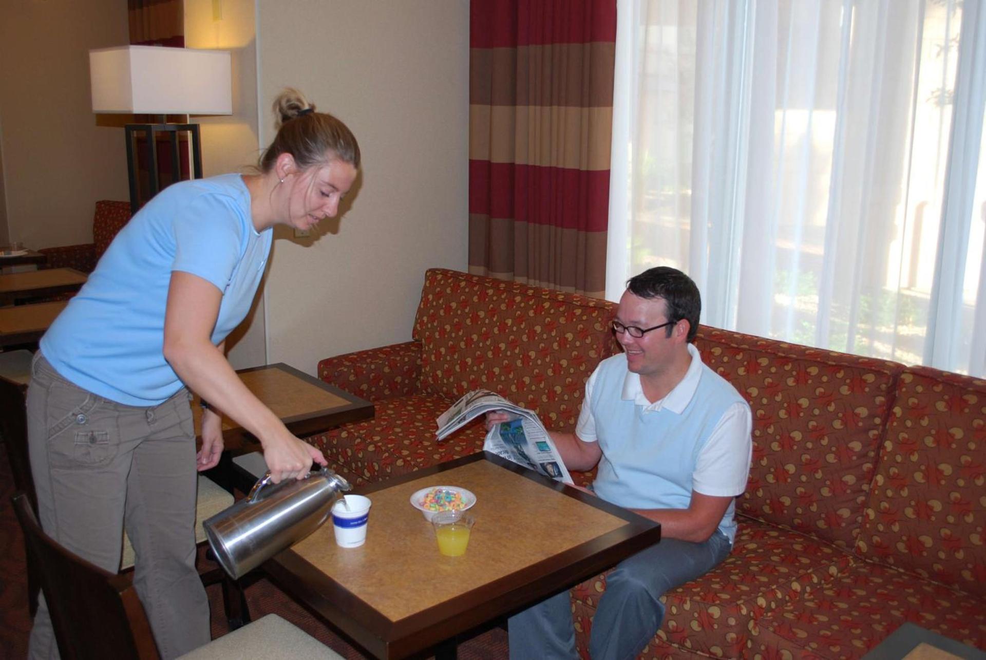 Hampton Inn & Suites Phoenix/Gilbert photo 17