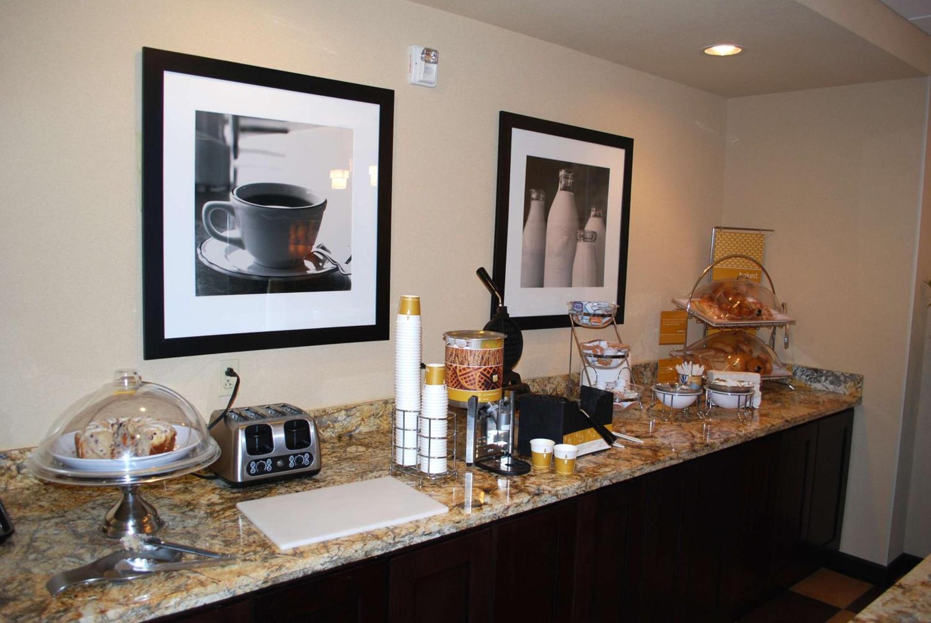 Hampton Inn & Suites Phoenix/Gilbert photo 22