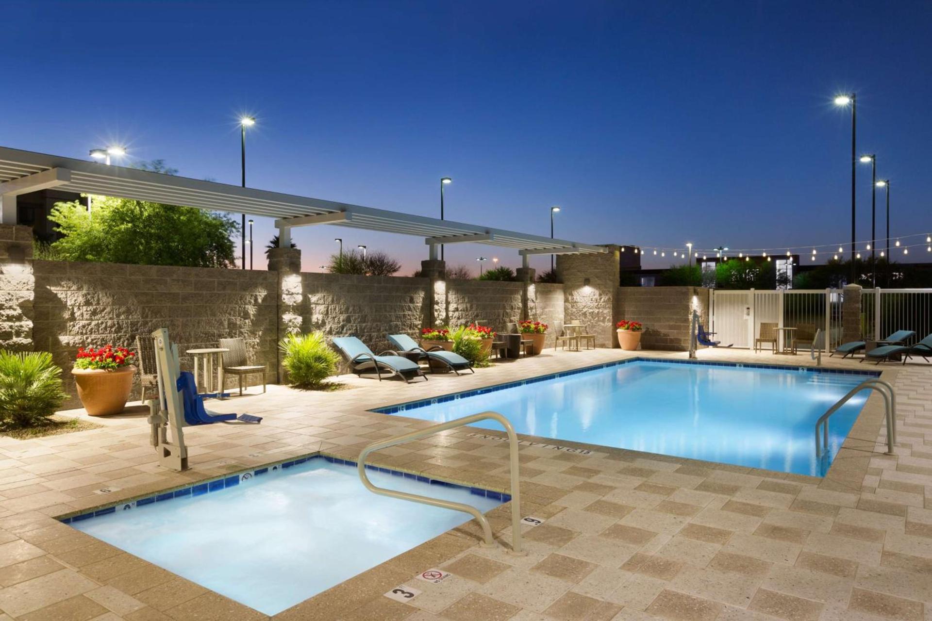 Home2 Suites By Hilton Glendale Westgate photo 6