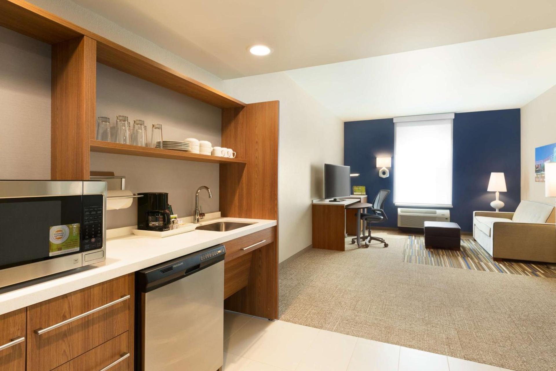 Home2 Suites By Hilton Glendale Westgate photo 16