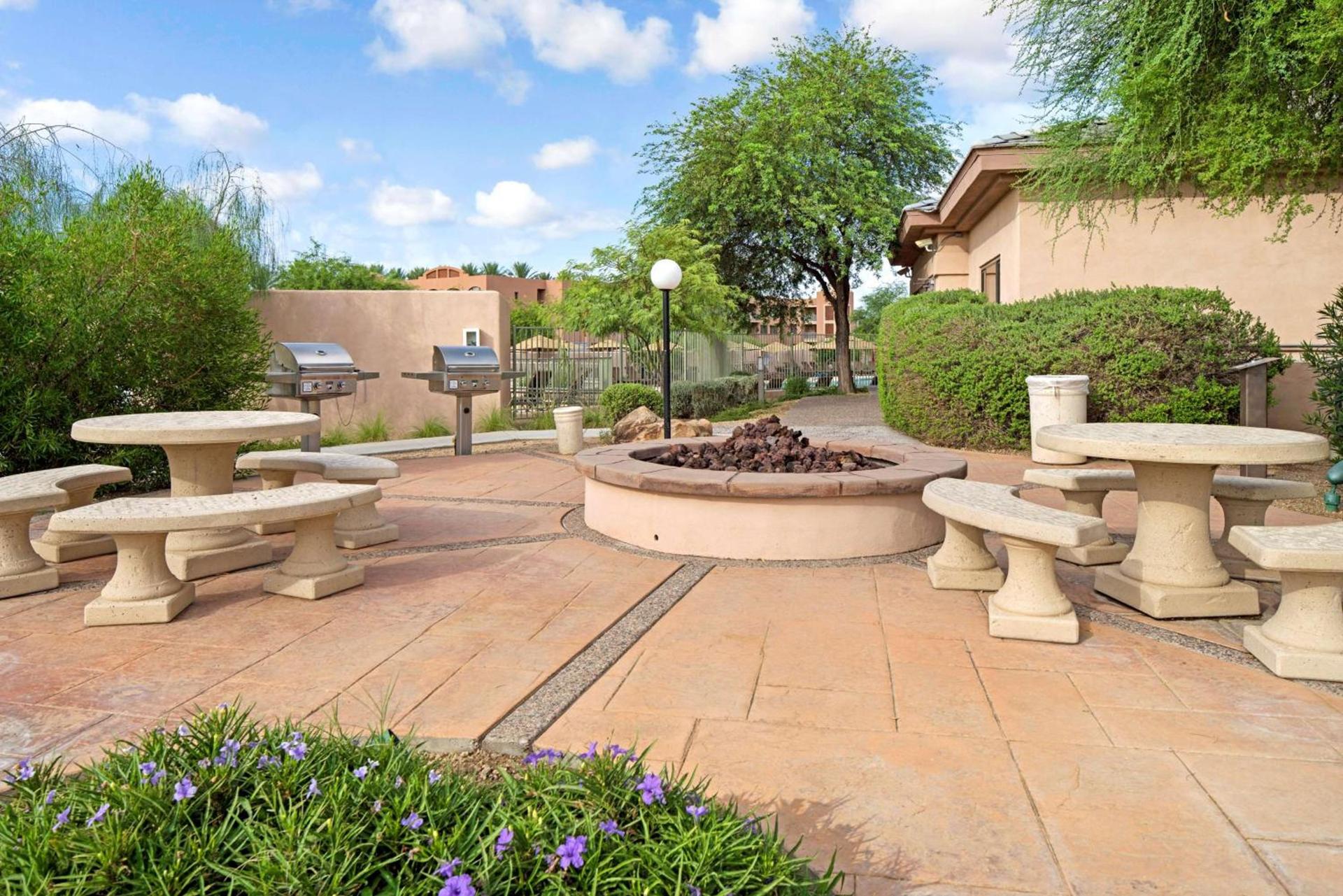 Hilton Vacation Club Scottsdale Links Resort photo 5