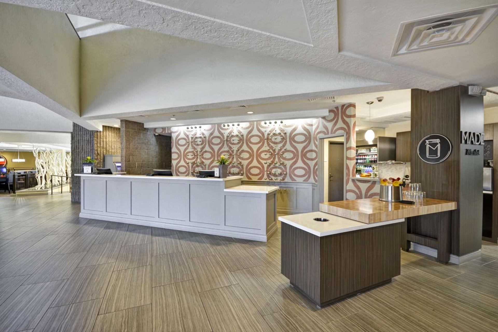 DoubleTree by Hilton Phoenix North photo 7