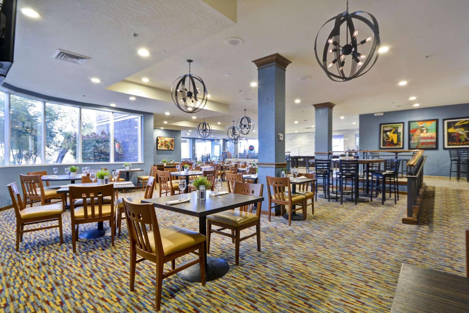DoubleTree by Hilton Phoenix North photo 14