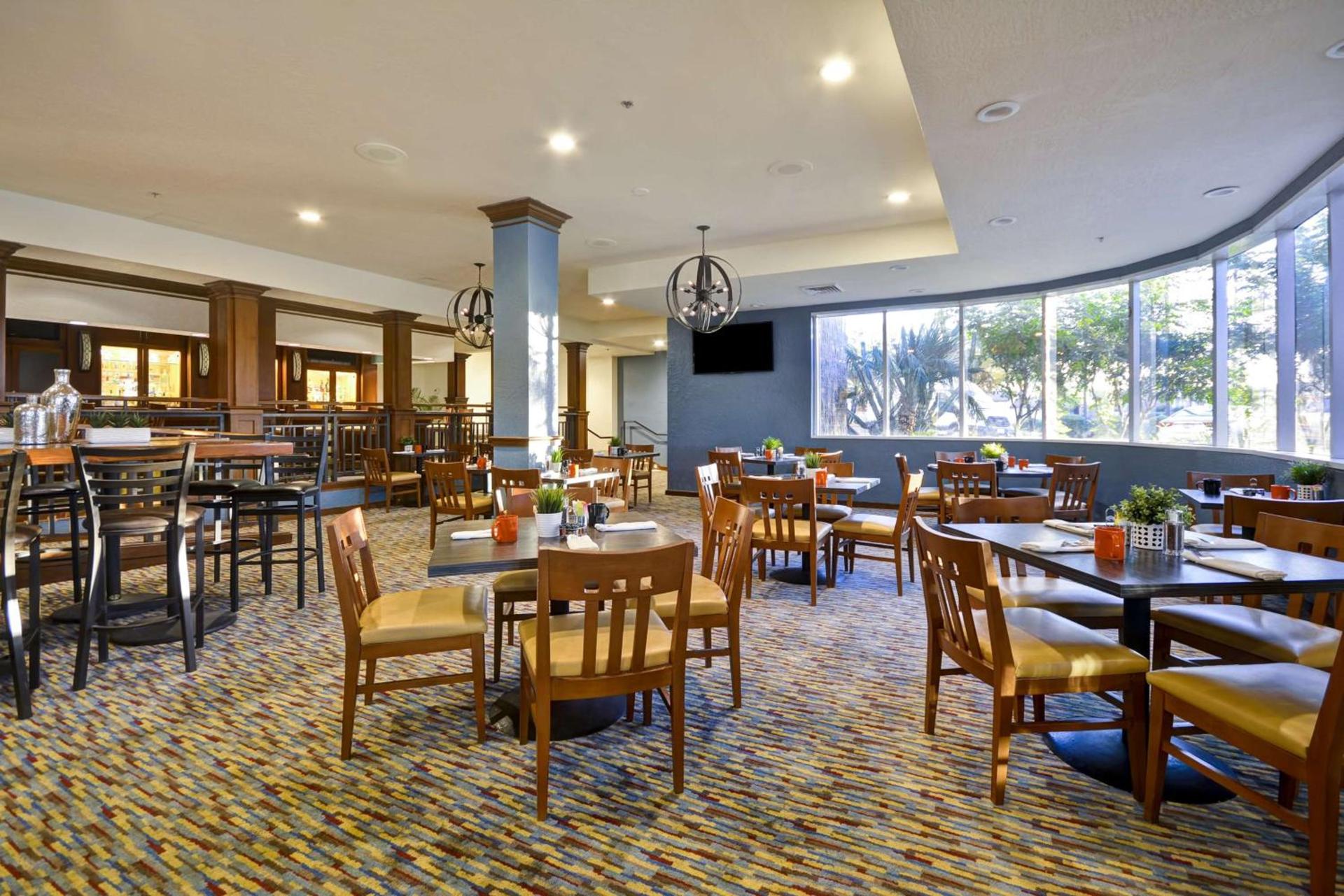 DoubleTree by Hilton Phoenix North photo 22