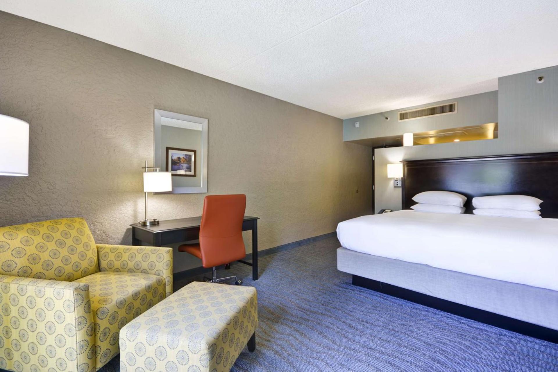 DoubleTree by Hilton Phoenix North photo 32