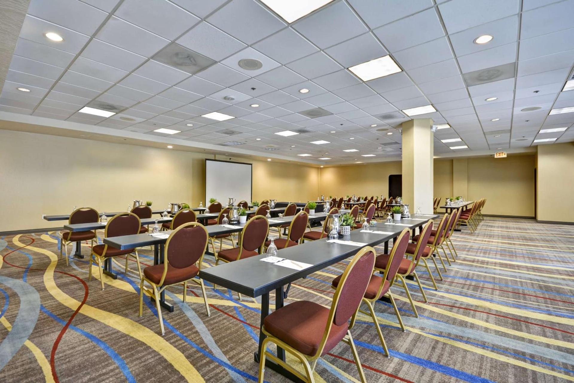 DoubleTree by Hilton Phoenix North photo 36