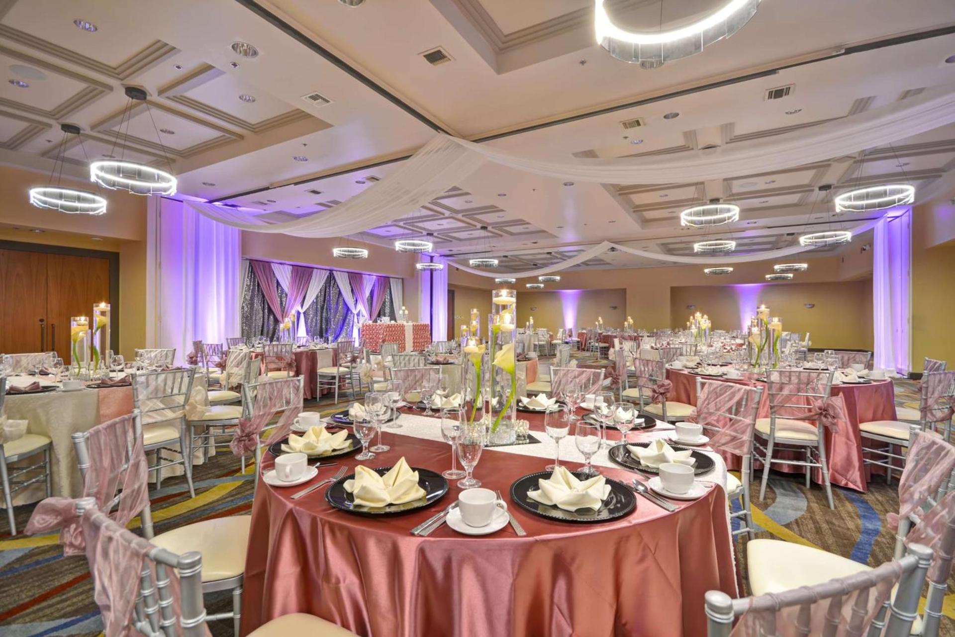 DoubleTree by Hilton Phoenix North photo 42