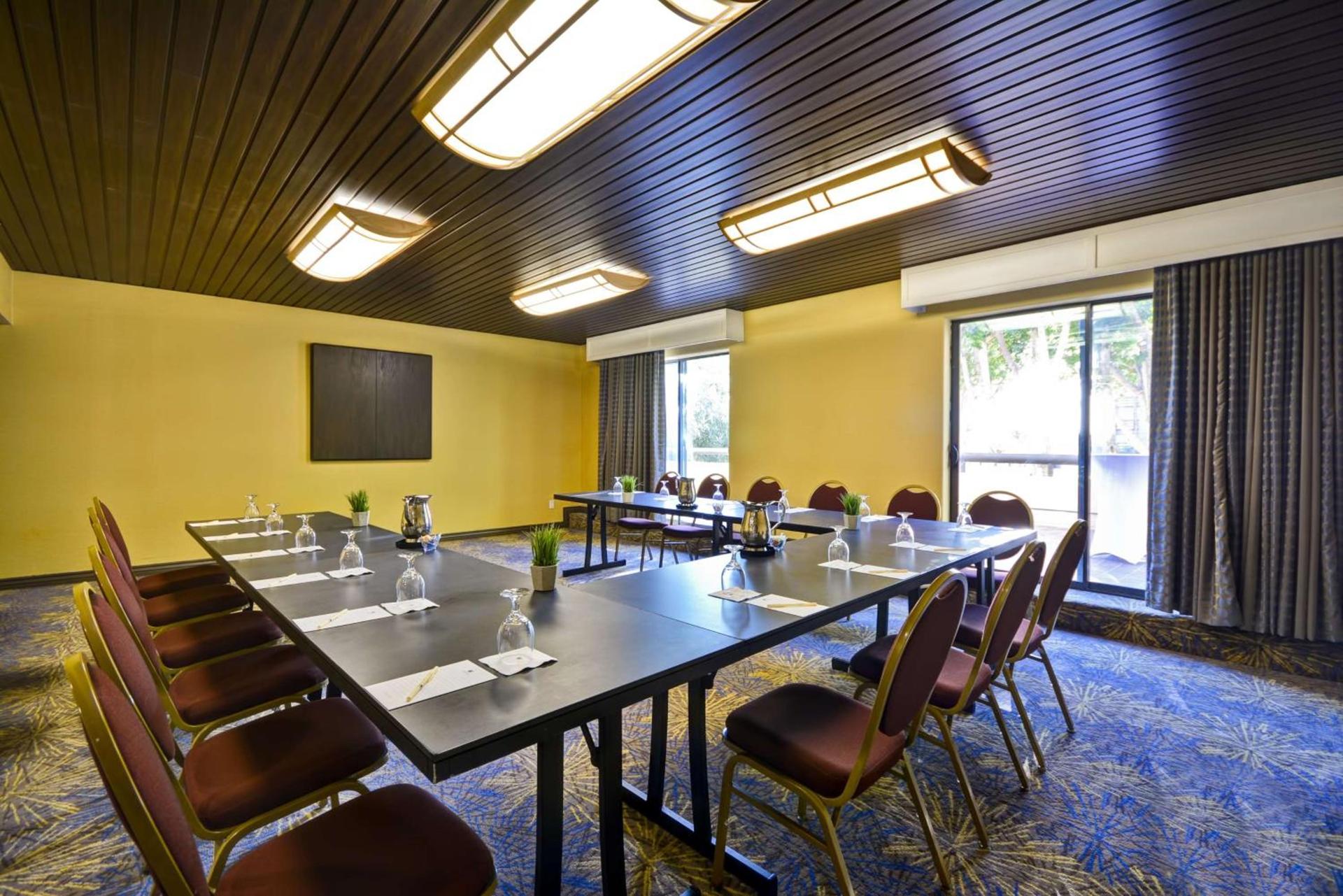 DoubleTree by Hilton Phoenix North photo 46