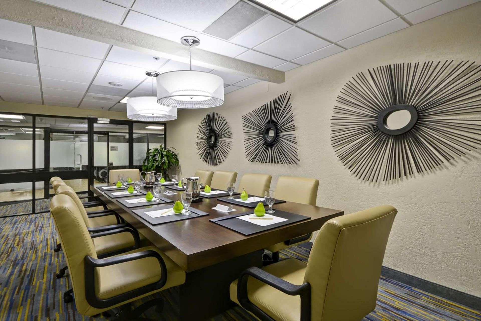 DoubleTree by Hilton Phoenix North photo 47