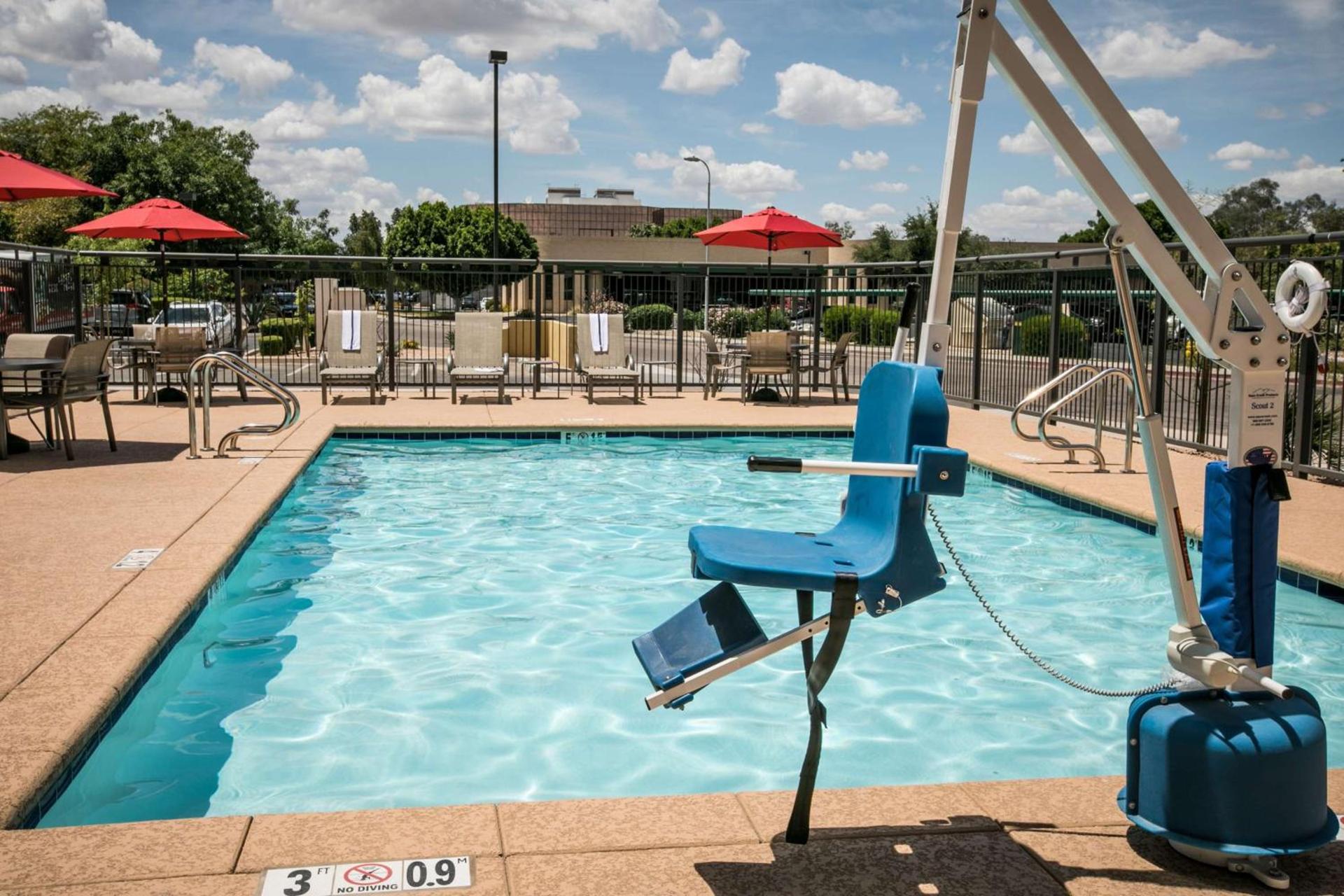 Hampton Inn & Suites Tempe/Phoenix Airport, Az photo 11