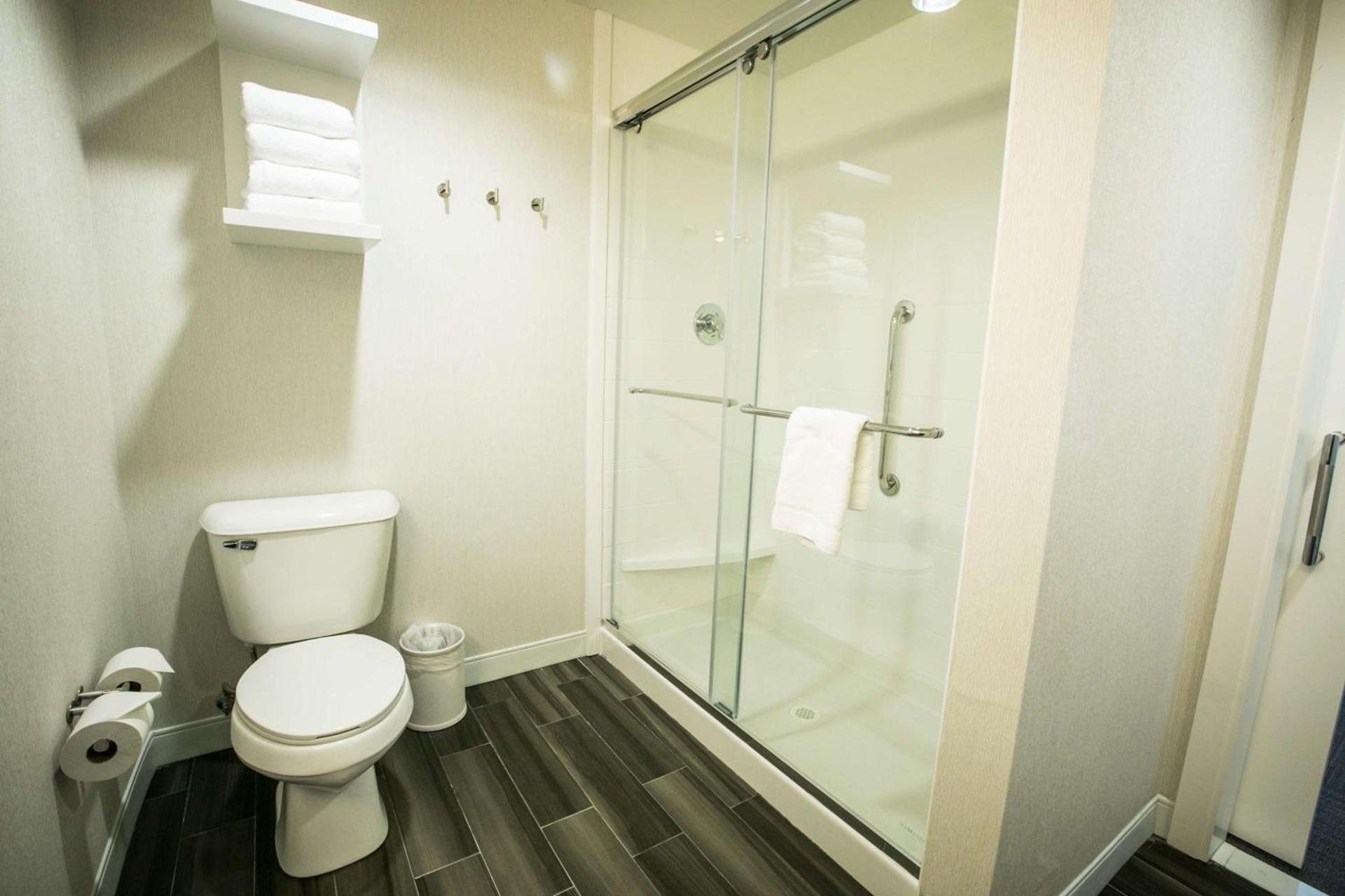Hampton Inn & Suites Tempe/Phoenix Airport, Az photo 27