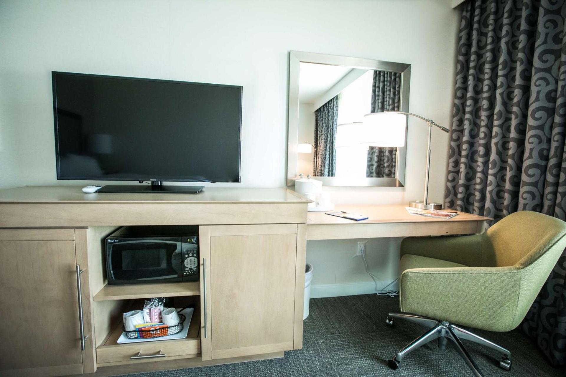 Hampton Inn & Suites Tempe/Phoenix Airport, Az photo 26