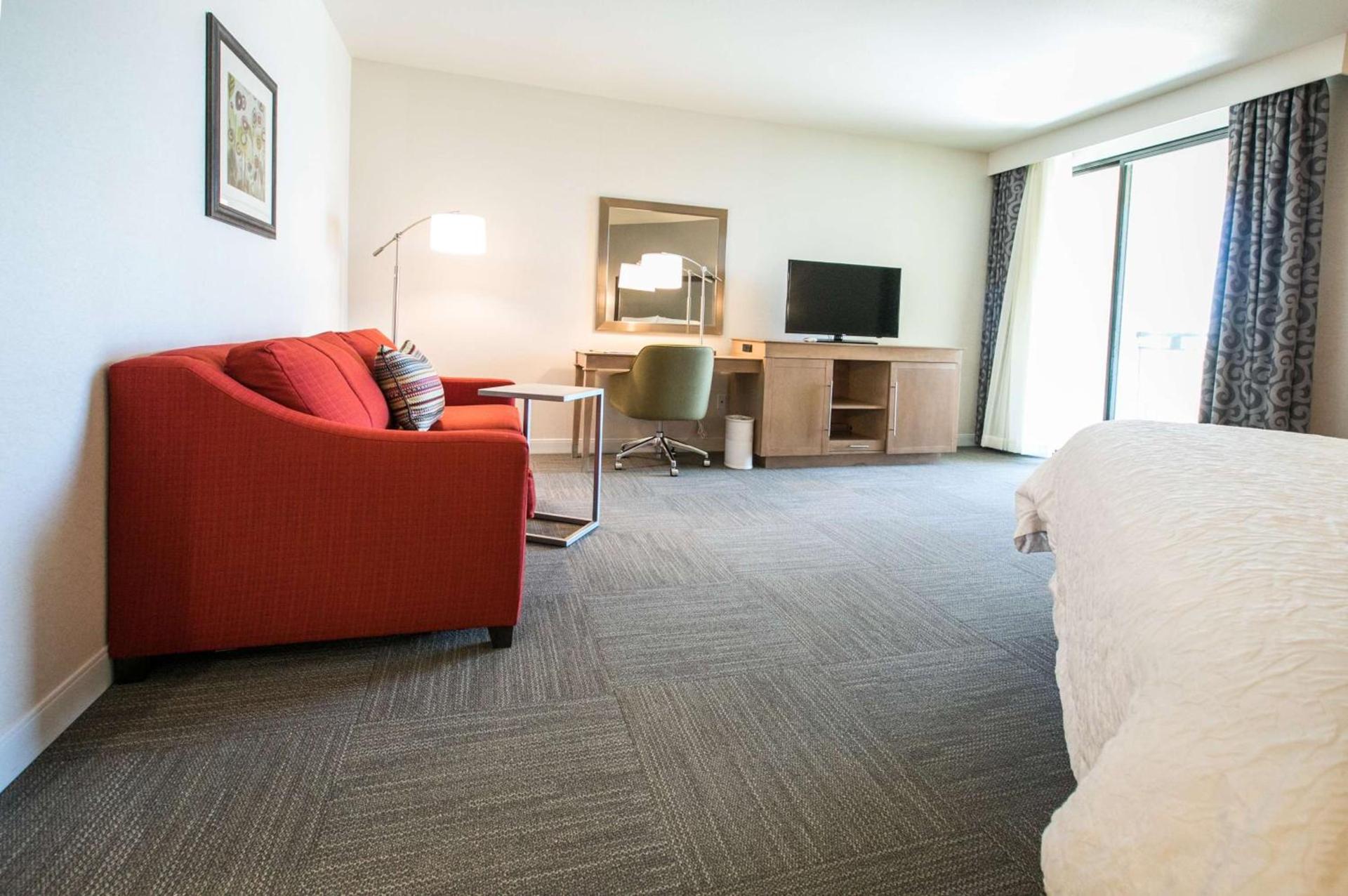 Hampton Inn & Suites Tempe/Phoenix Airport, Az photo 33