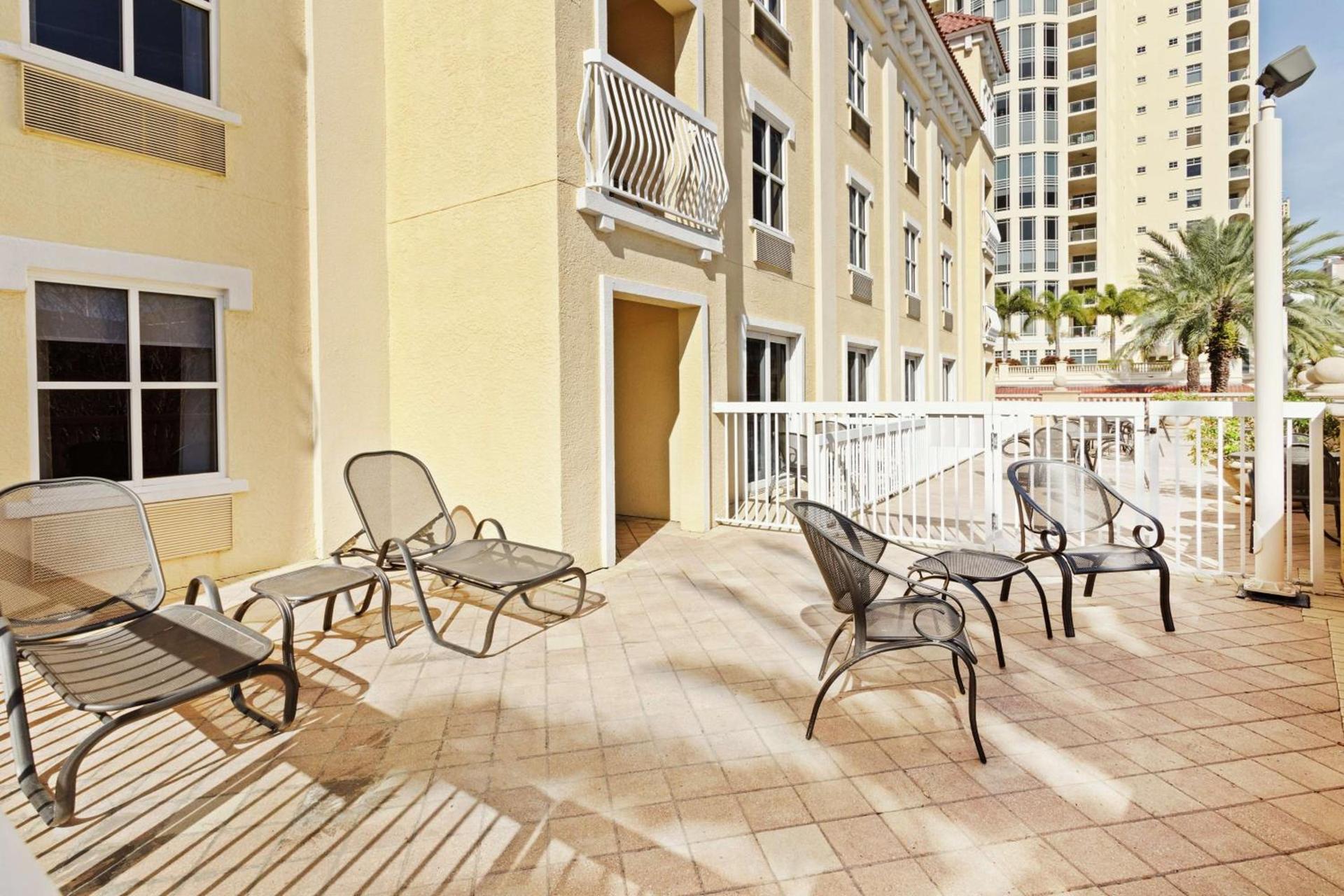 Hampton Inn & Suites St. Petersburg/Downtown photo 6