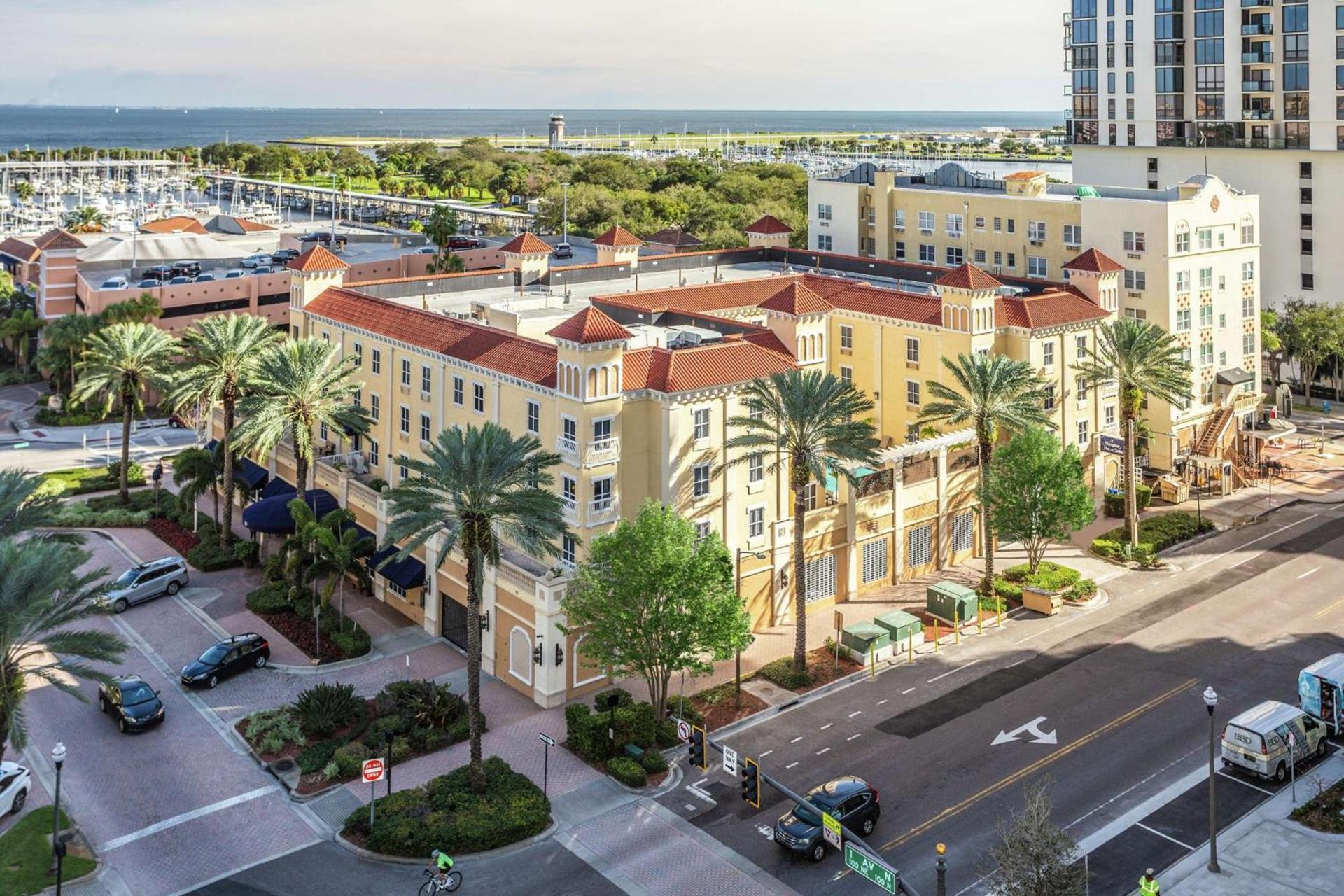 Hampton Inn & Suites St. Petersburg/Downtown photo 8